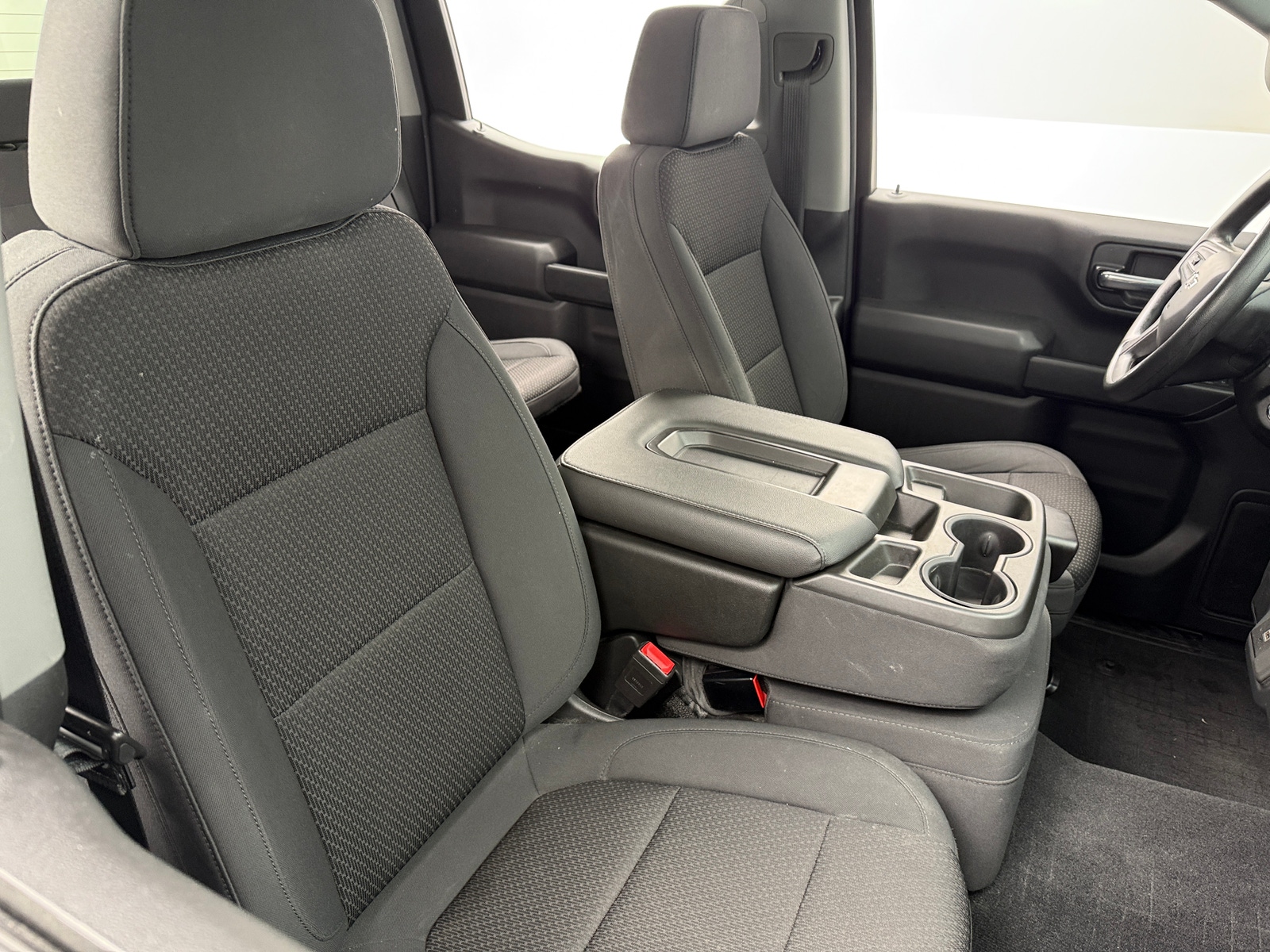 Thumbnail: 2020 Chevrolet Silverado 1500 - 2