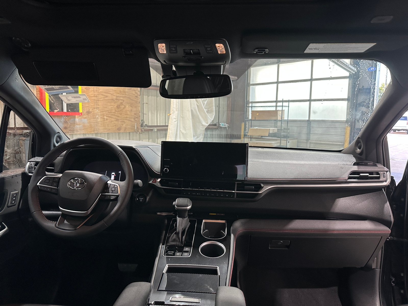 Thumbnail: 2025 Toyota Sienna - 3