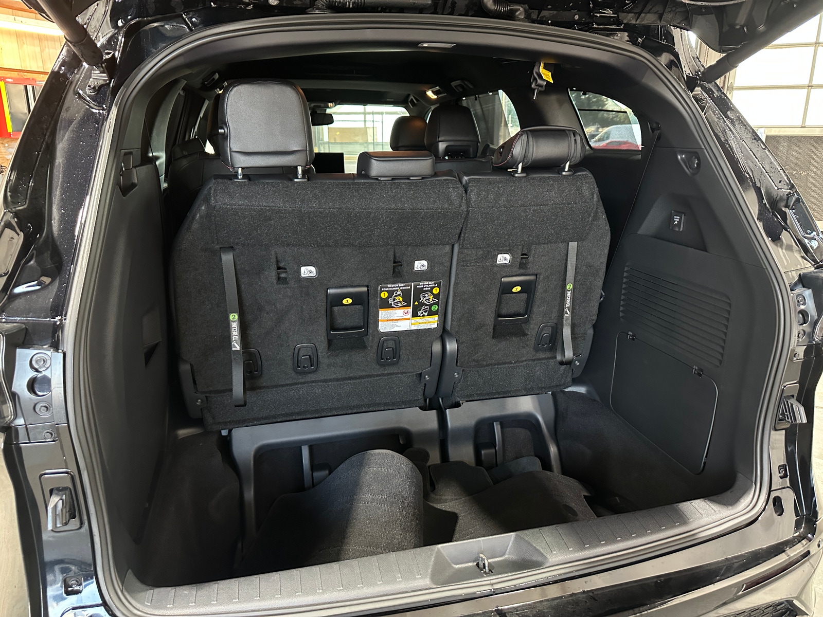 Thumbnail: 2025 Toyota Sienna - 7