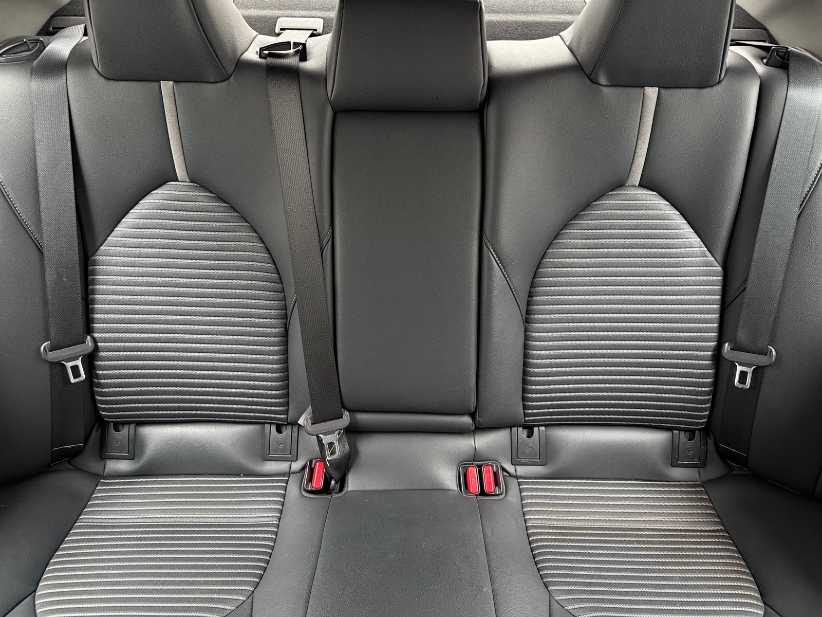 Thumbnail: 2018 Toyota Camry - 5
