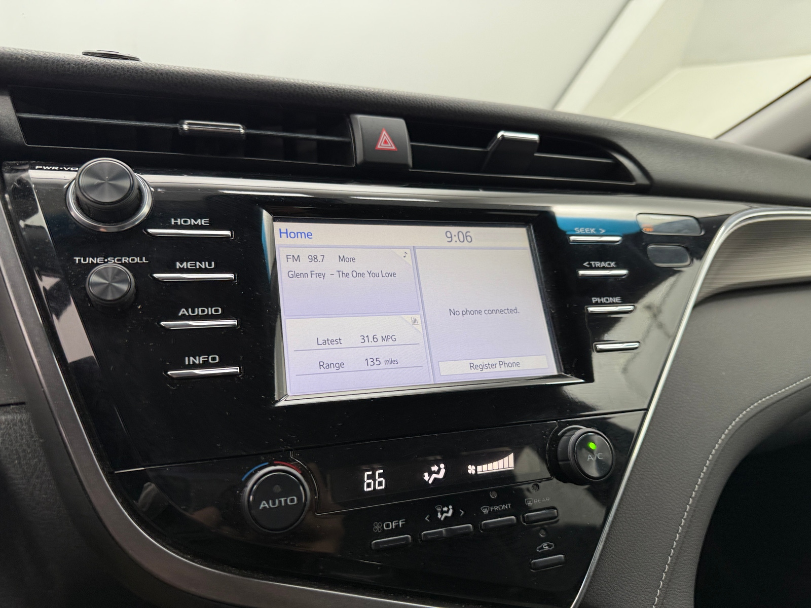 Thumbnail: 2018 Toyota Camry - 3