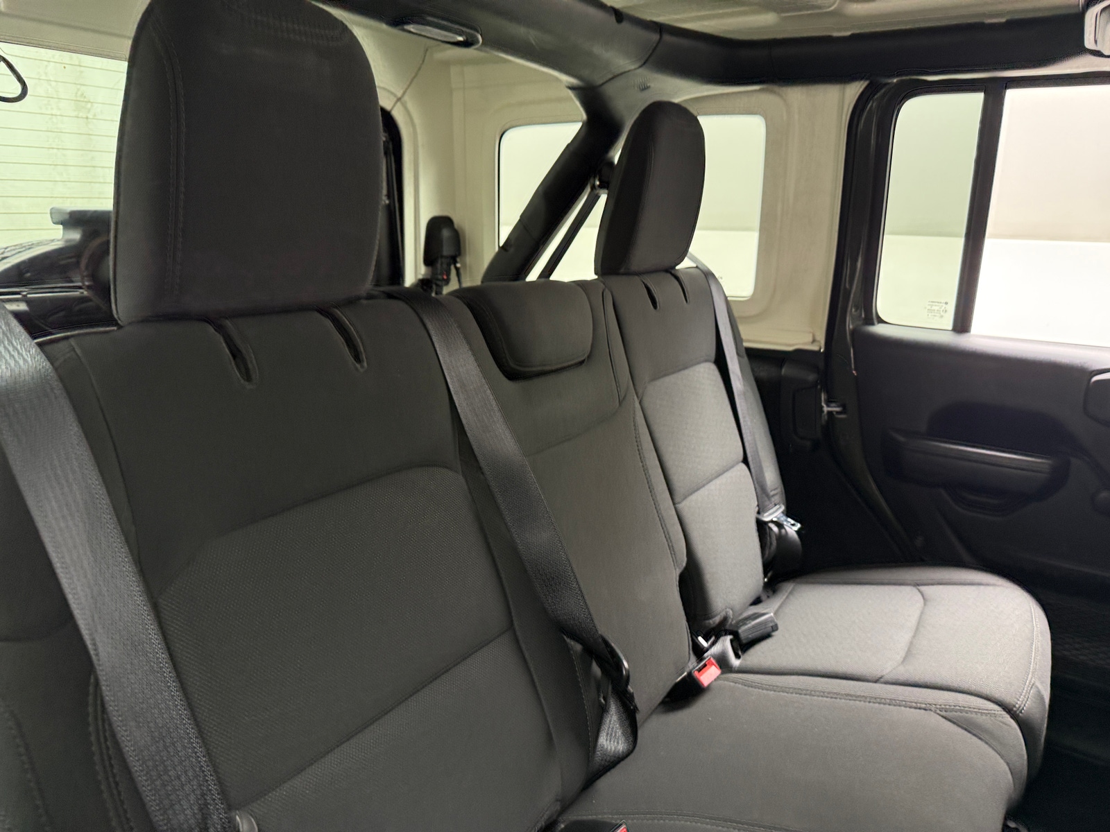 Thumbnail: 2021 Jeep Wrangler - 6
