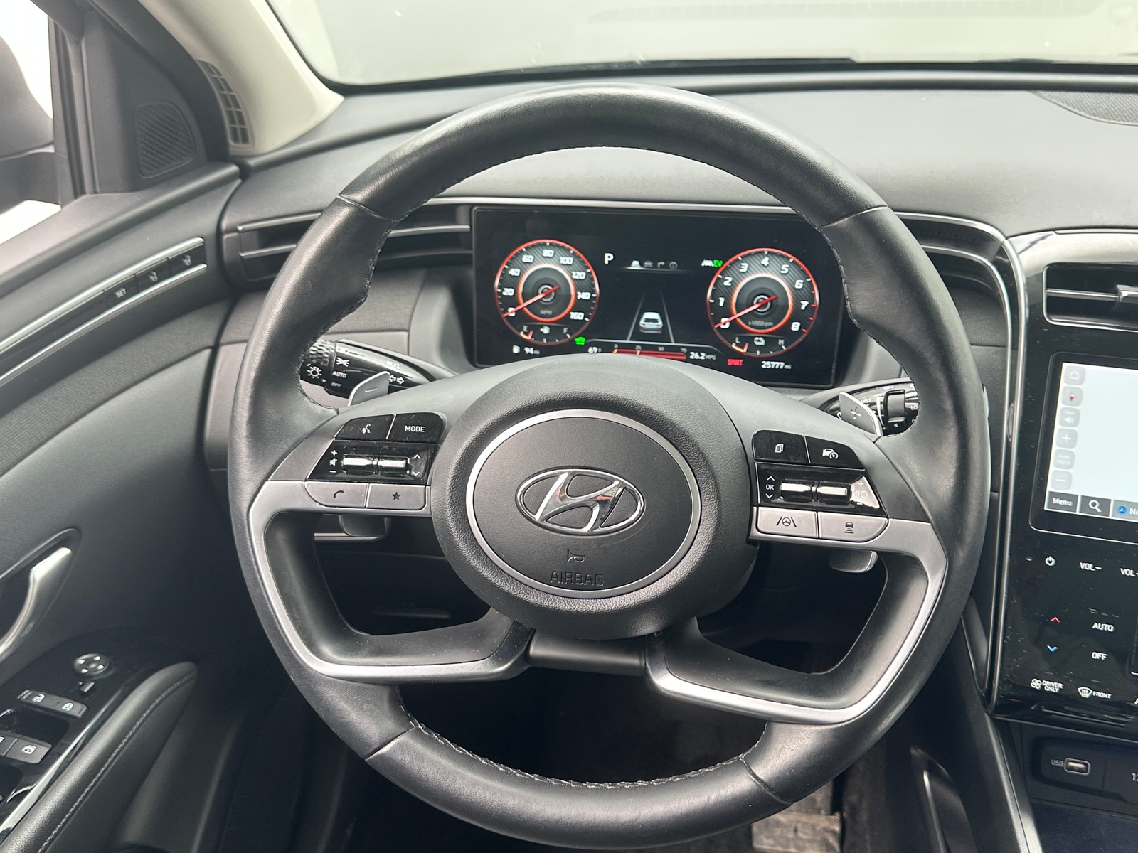 Thumbnail: 2022 Hyundai Tucson - 4