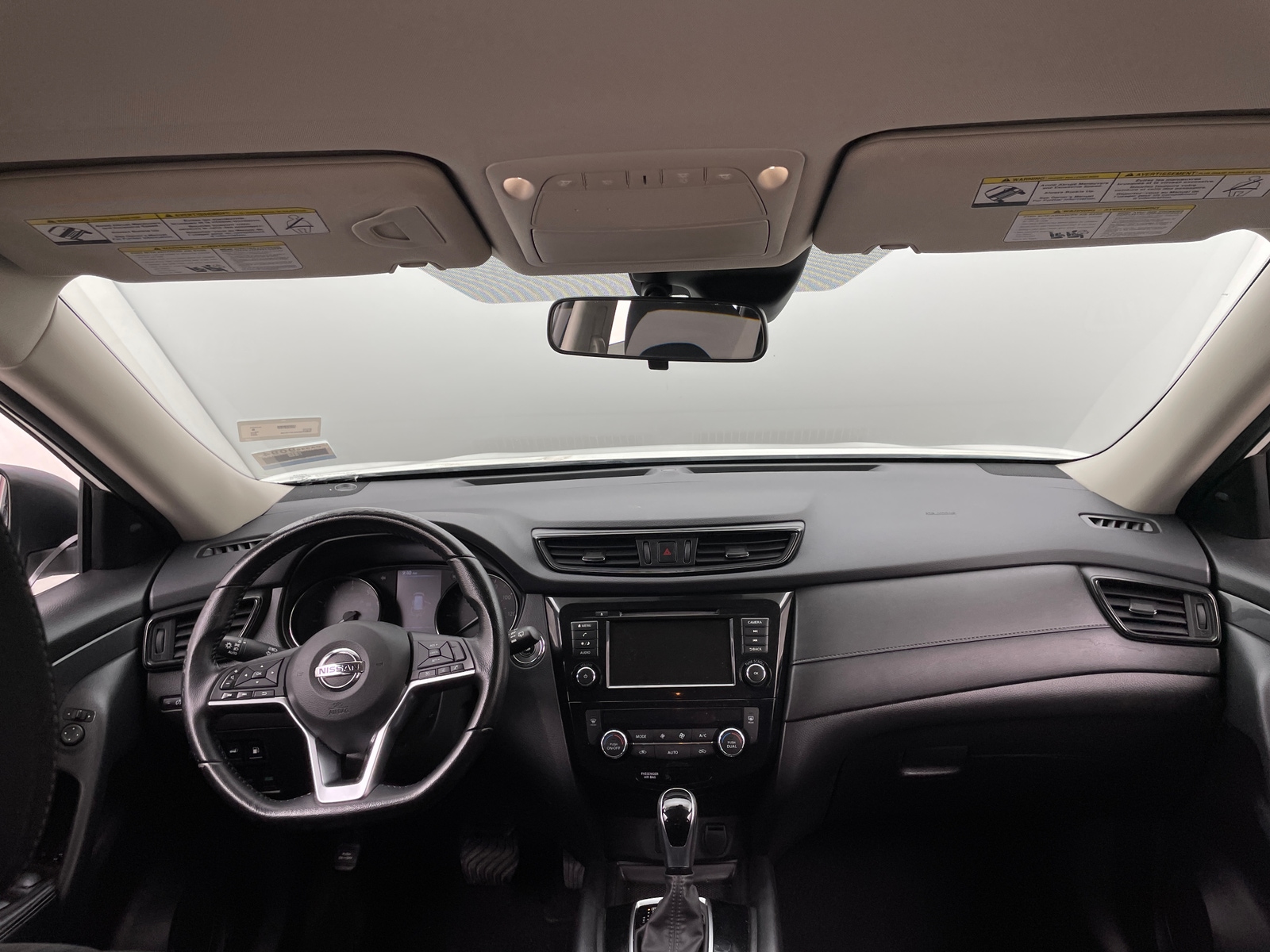 Thumbnail: 2020 Nissan Rogue - 3