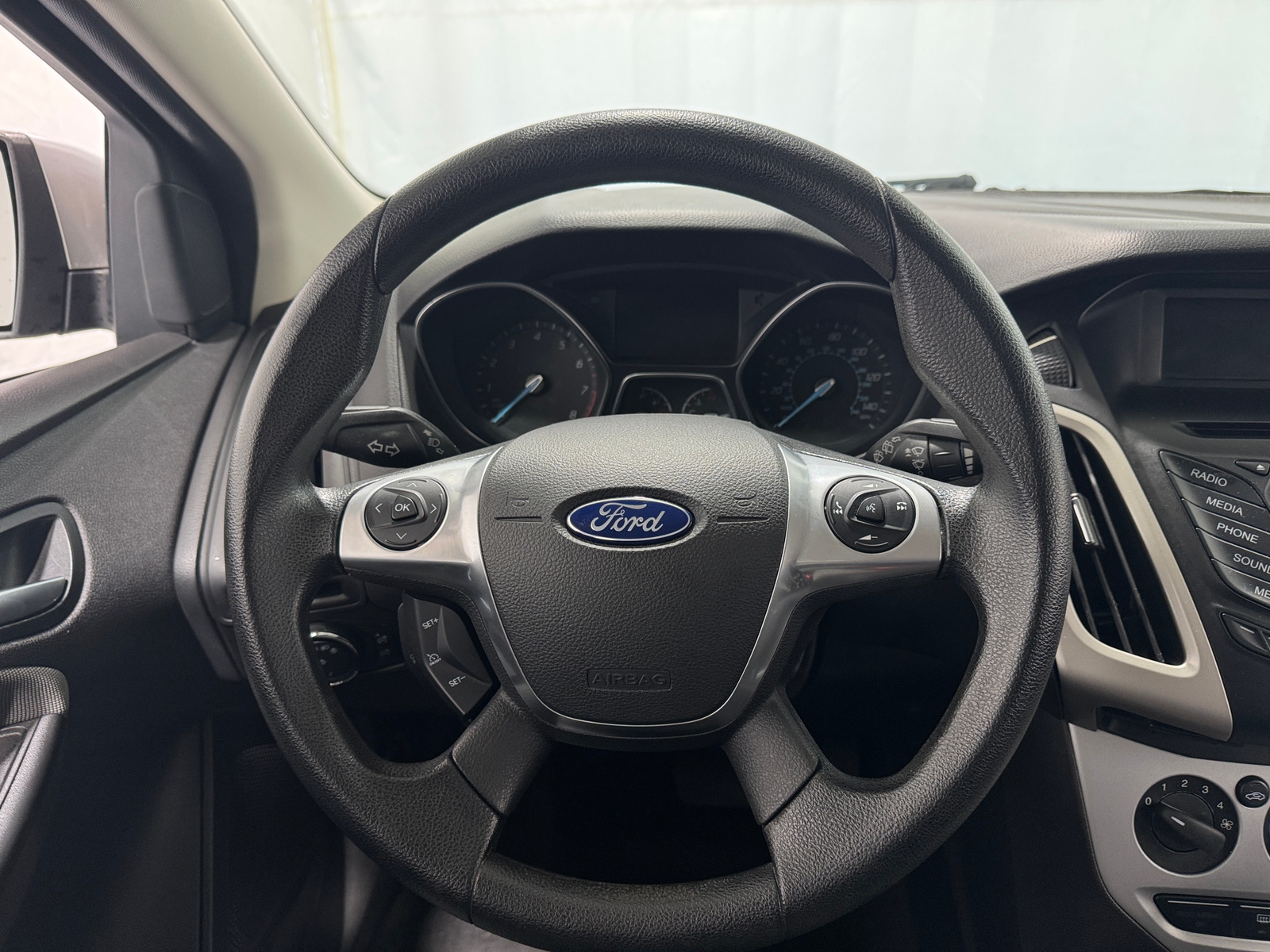 Thumbnail: 2014 Ford Focus - 5