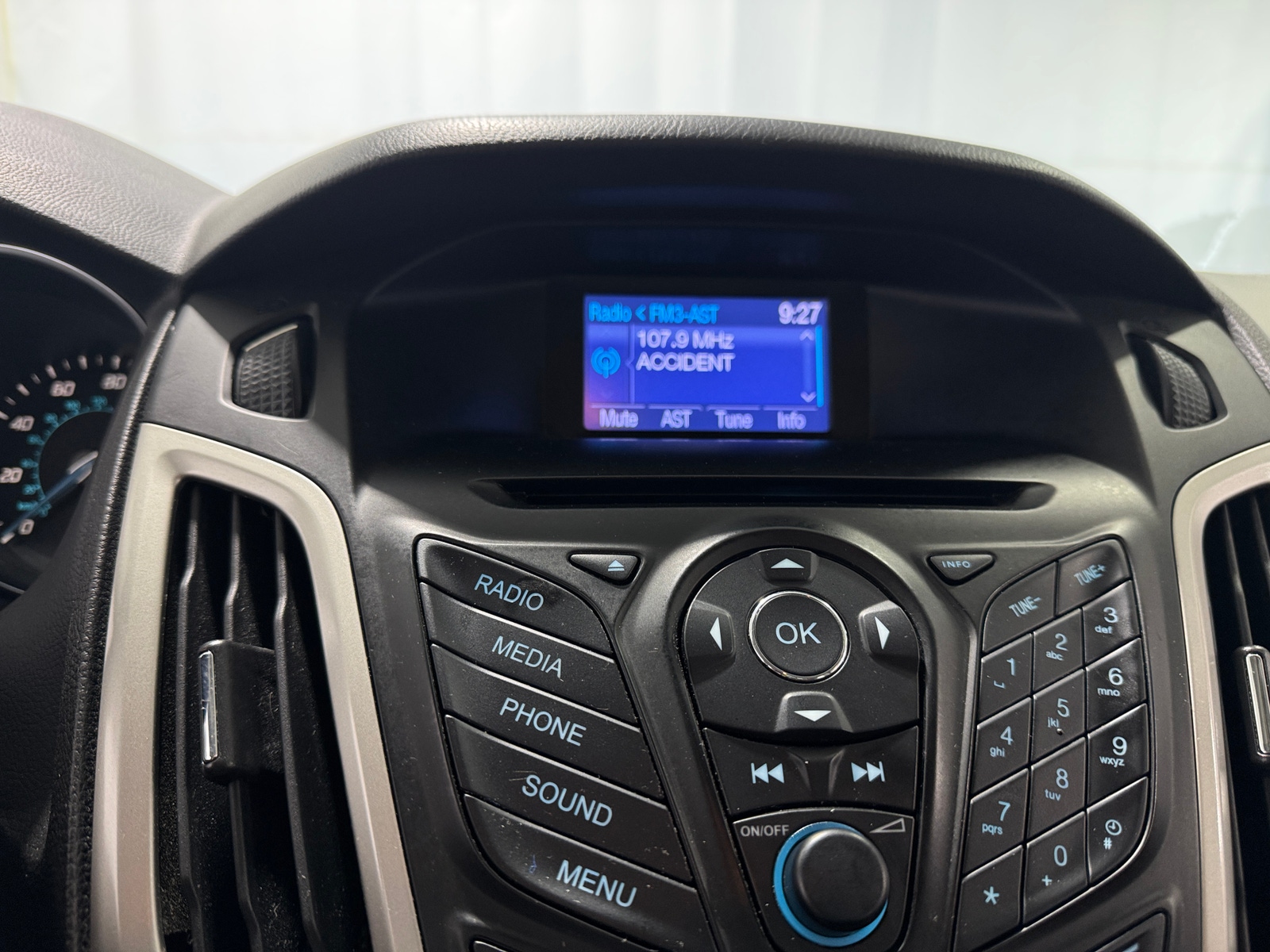 Thumbnail: 2014 Ford Focus - 4