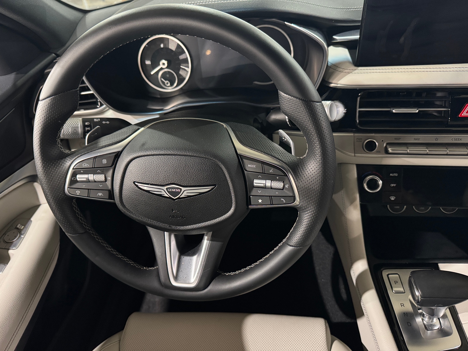 Thumbnail: 2024 Genesis G70 - 4