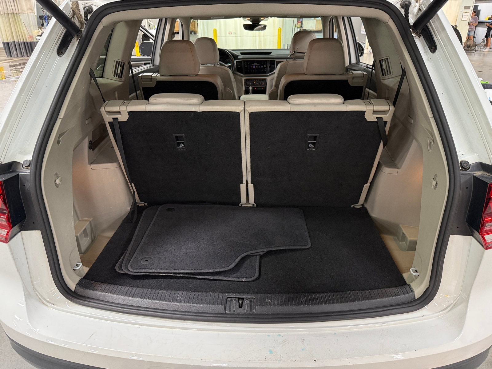 Thumbnail: 2019 Volkswagen Atlas - 6