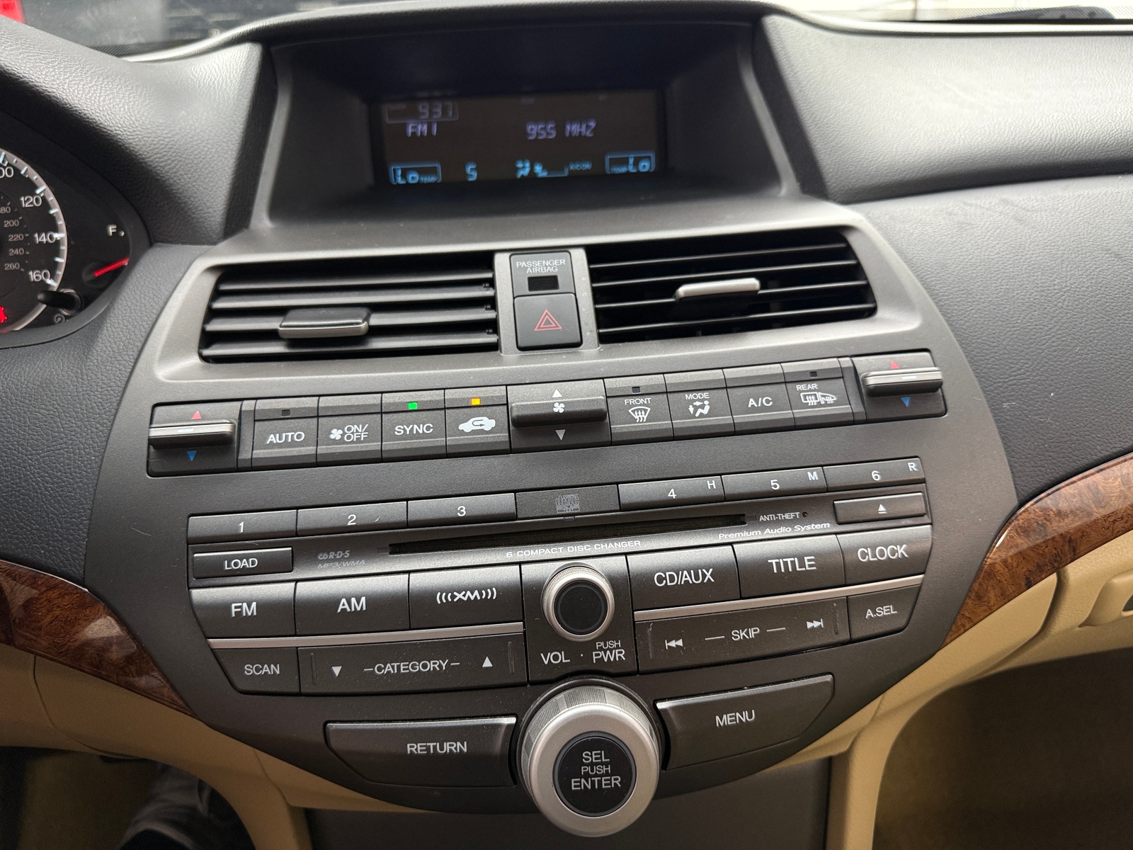 Thumbnail: 2012 Honda Accord - 3