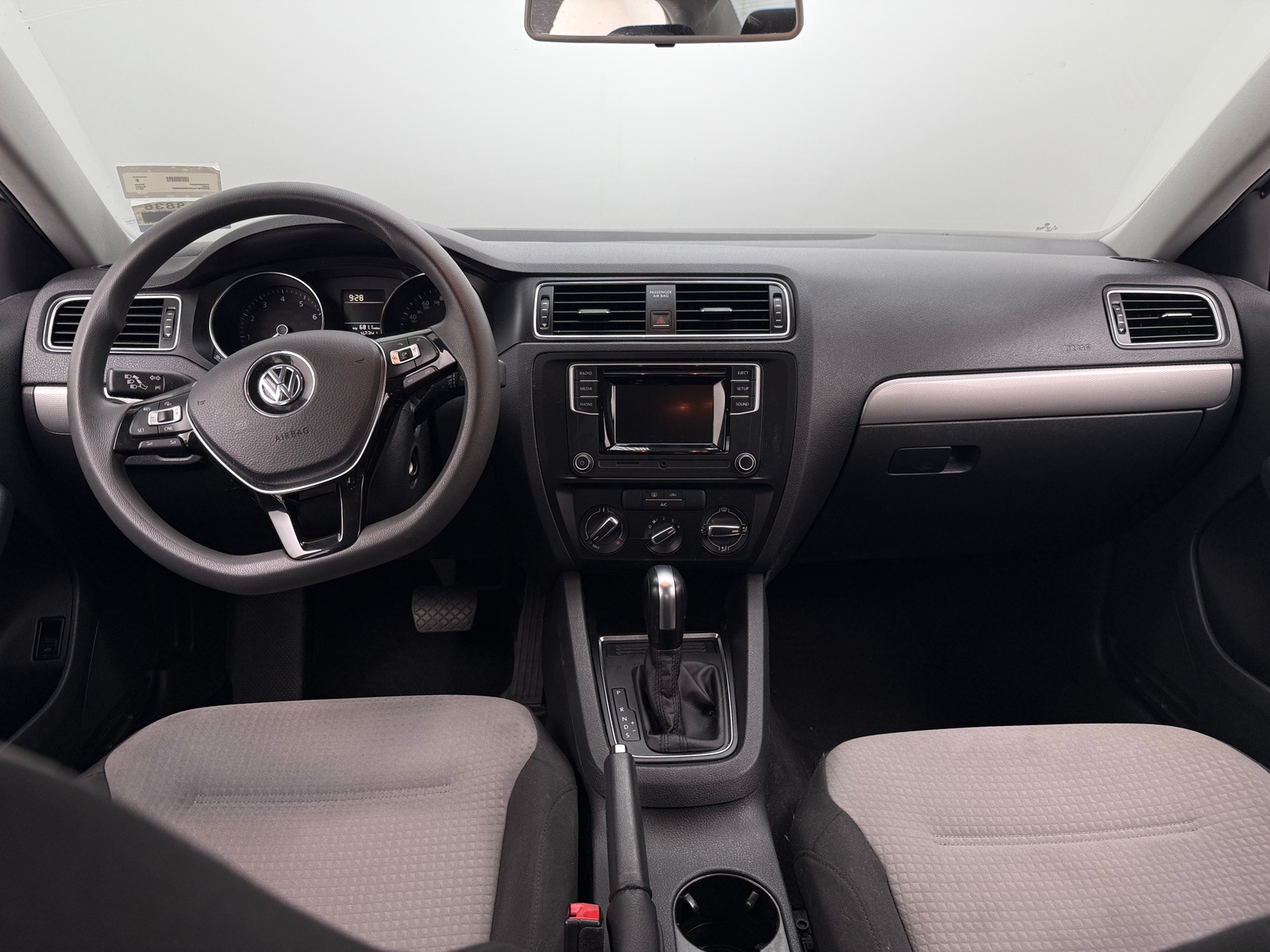 Thumbnail: 2017 Volkswagen Jetta - 3