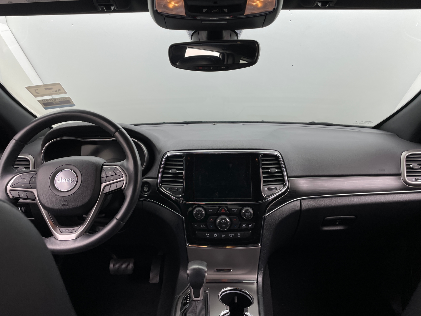 Thumbnail: 2020 Jeep Grand Cherokee - 2