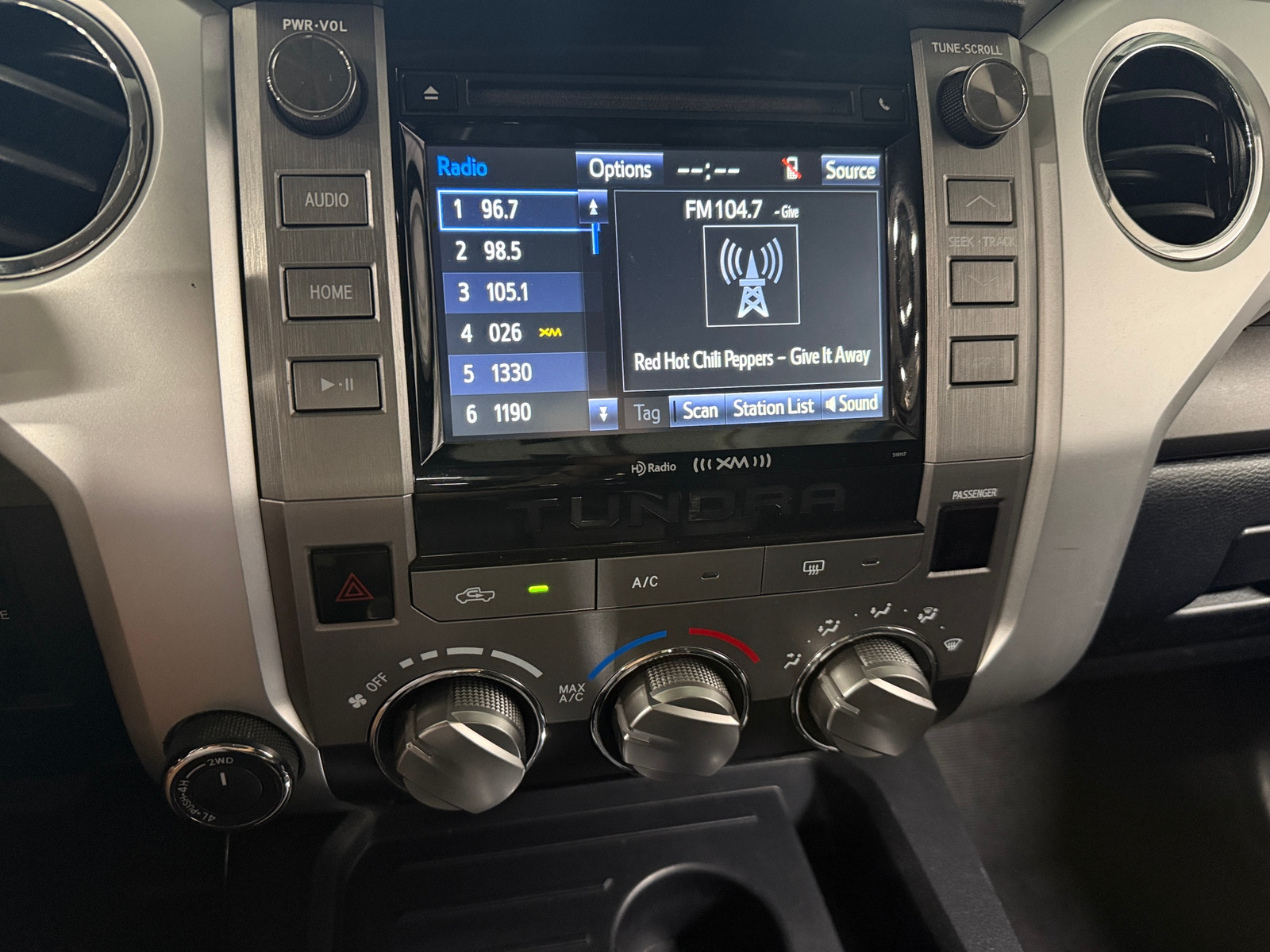 Thumbnail: 2016 Toyota Tundra - 4