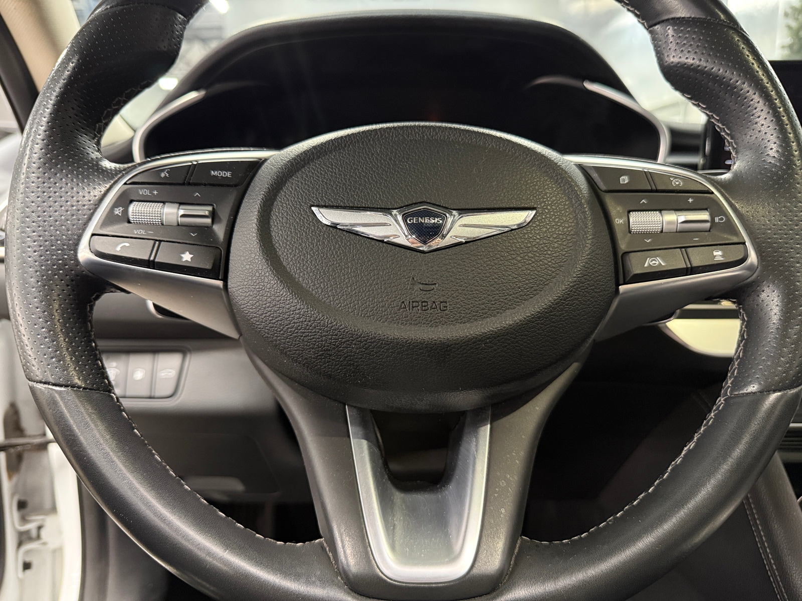 Thumbnail: 2022 Genesis G70 - 4
