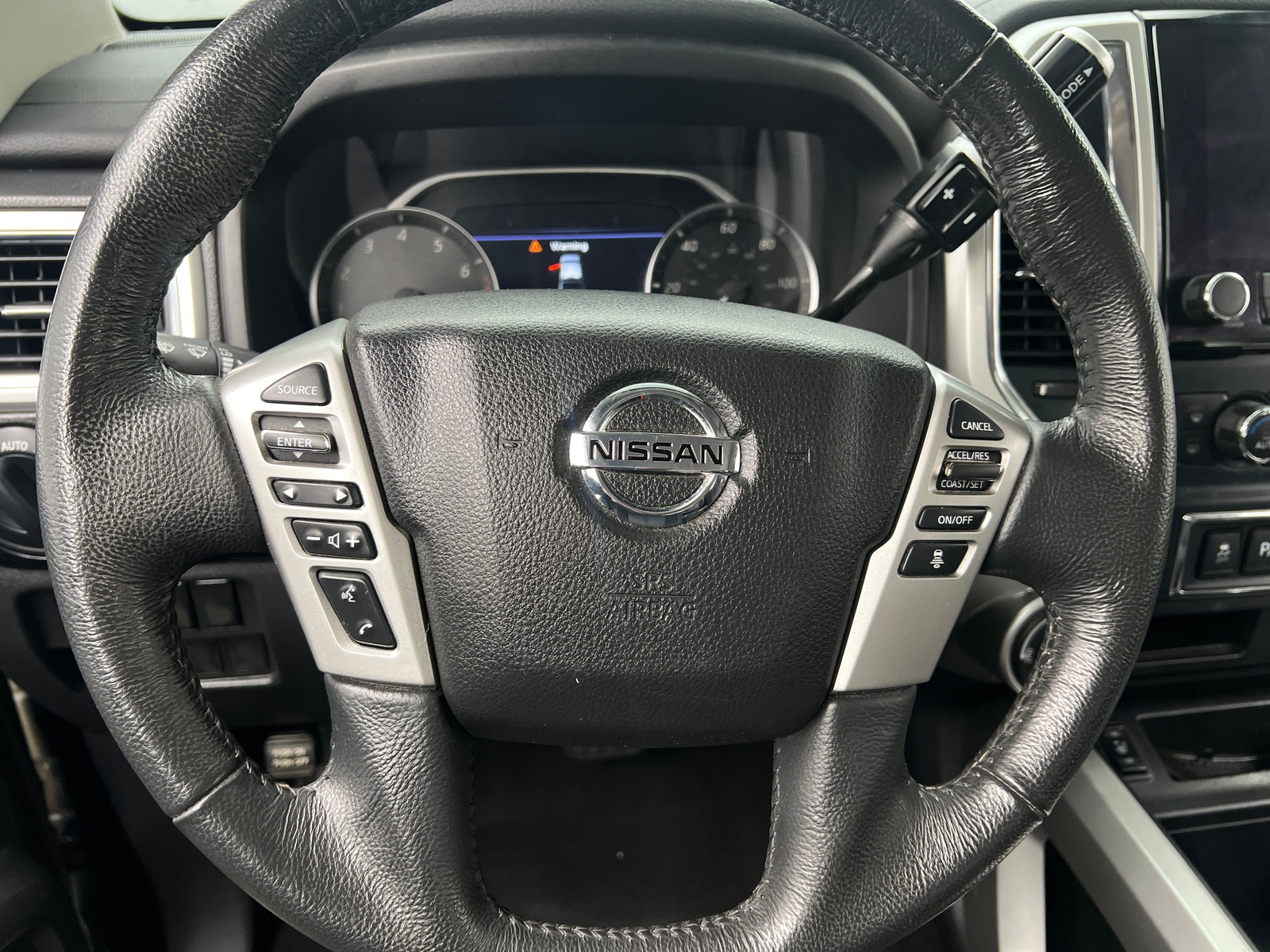 Thumbnail: 2020 Nissan Titan - 5
