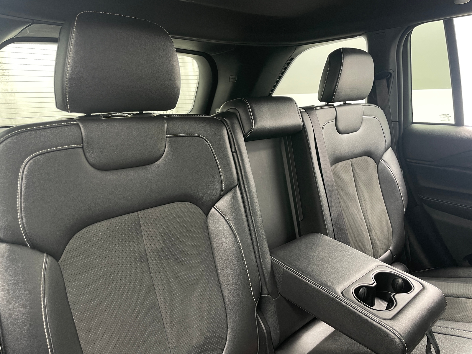 Thumbnail: 2024 Jeep Grand Cherokee - 5