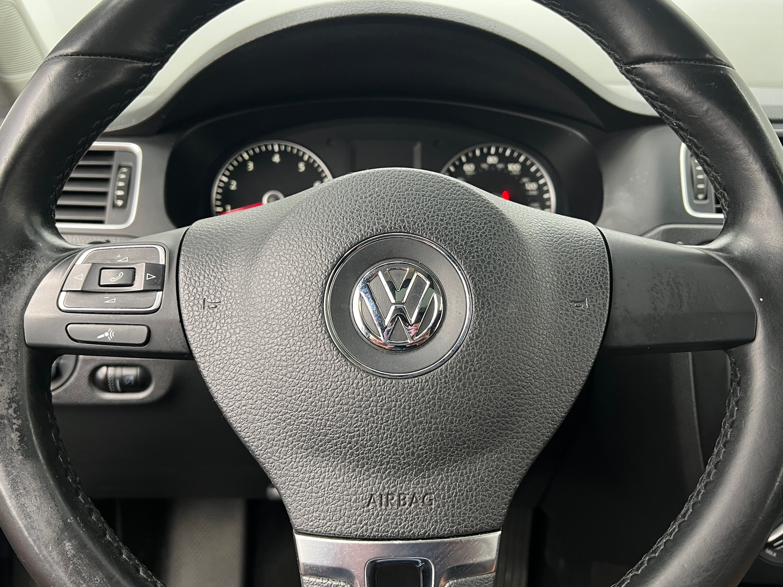 Thumbnail: 2014 Volkswagen Jetta - 5