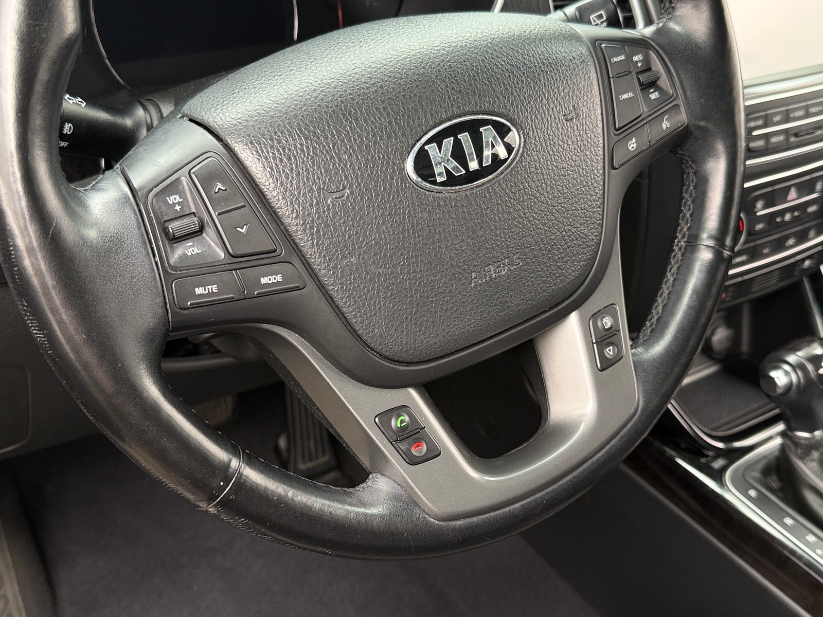 Thumbnail: 2014 Kia Sorento - 4
