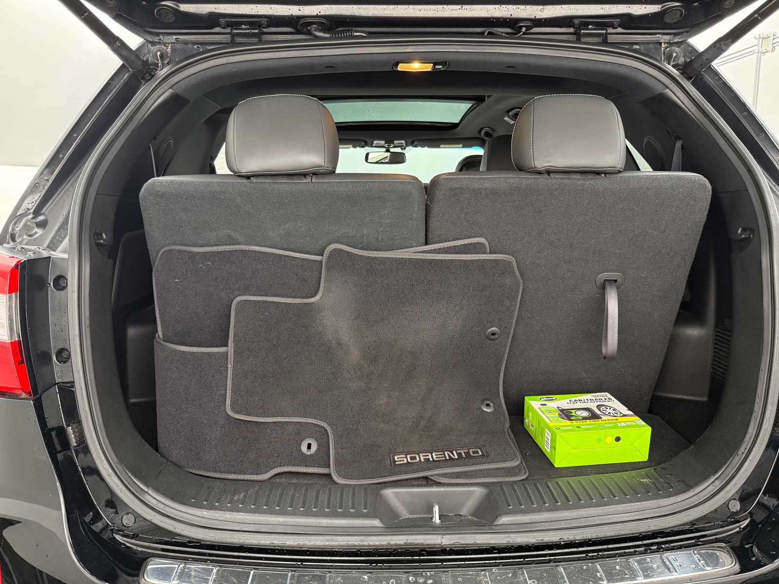 Thumbnail: 2014 Kia Sorento - 6