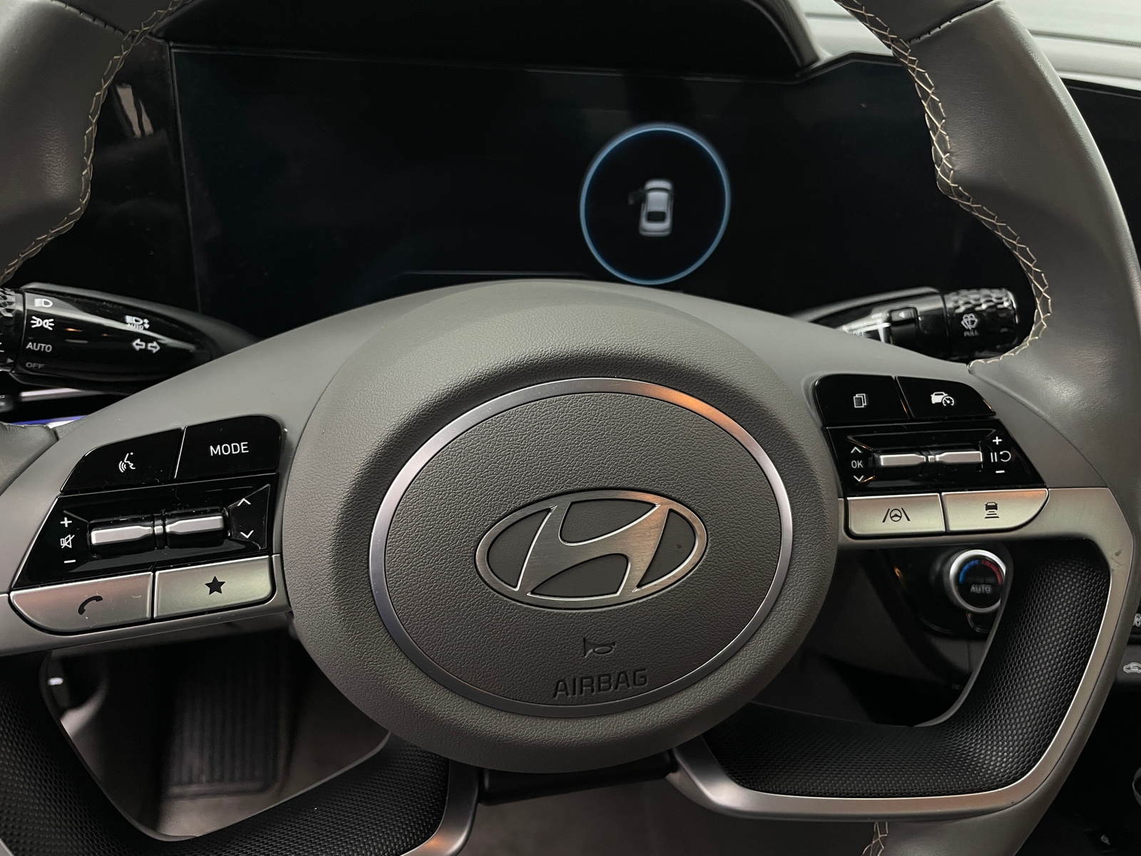 Thumbnail: 2024 Hyundai Elantra - 5