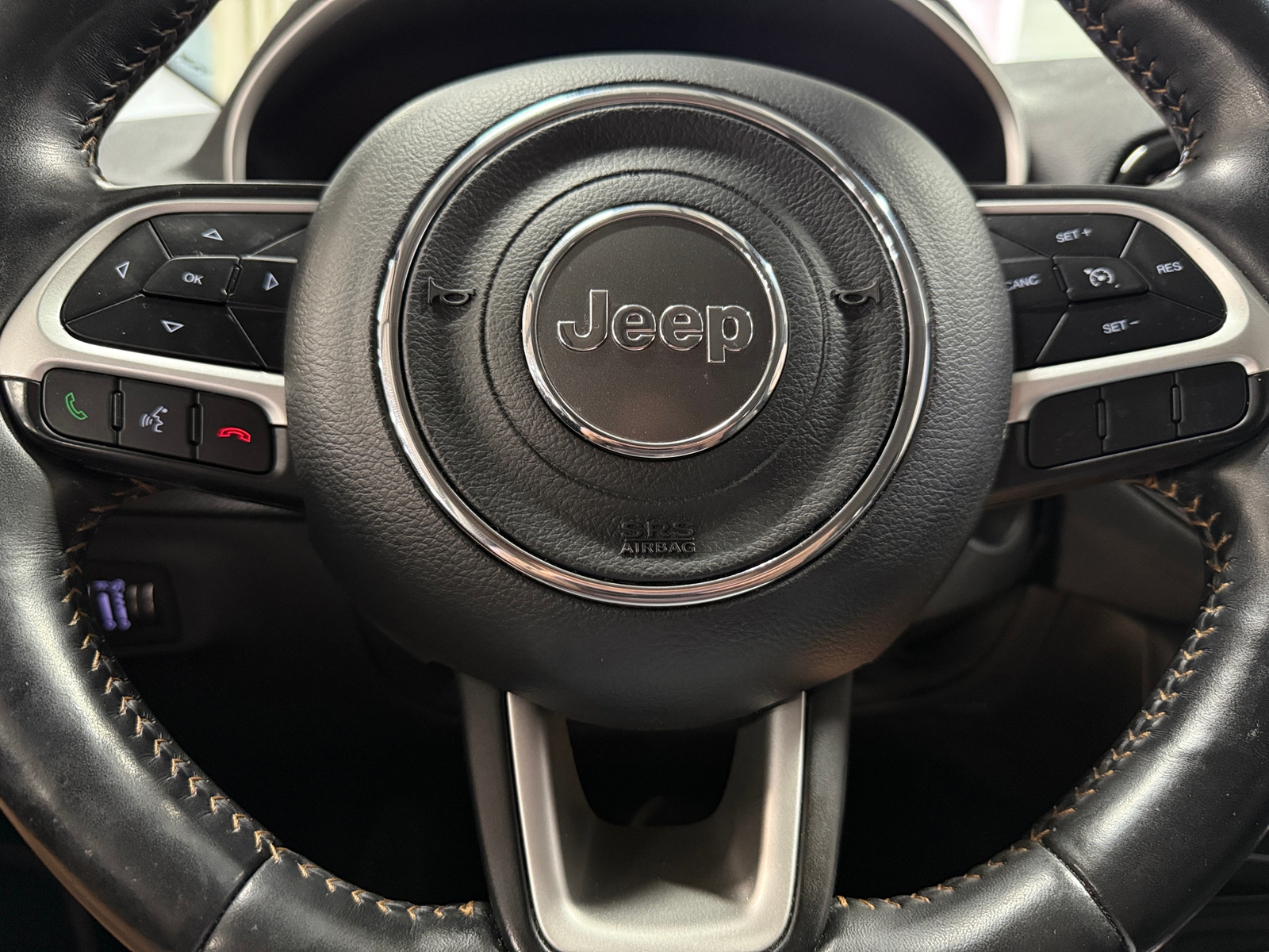 Thumbnail: 2019 Jeep Compass - 4