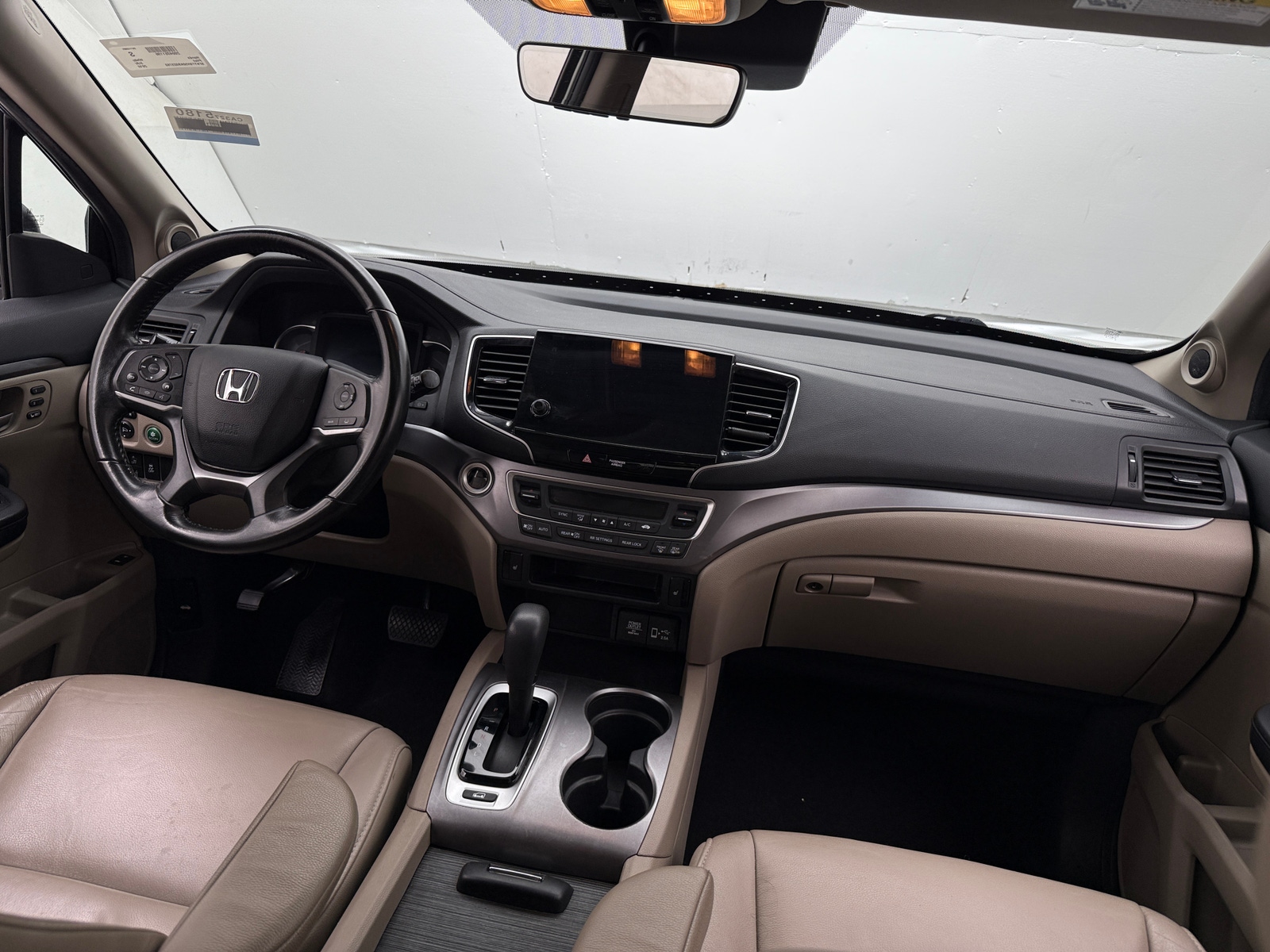 Thumbnail: 2019 Honda Pilot - 2