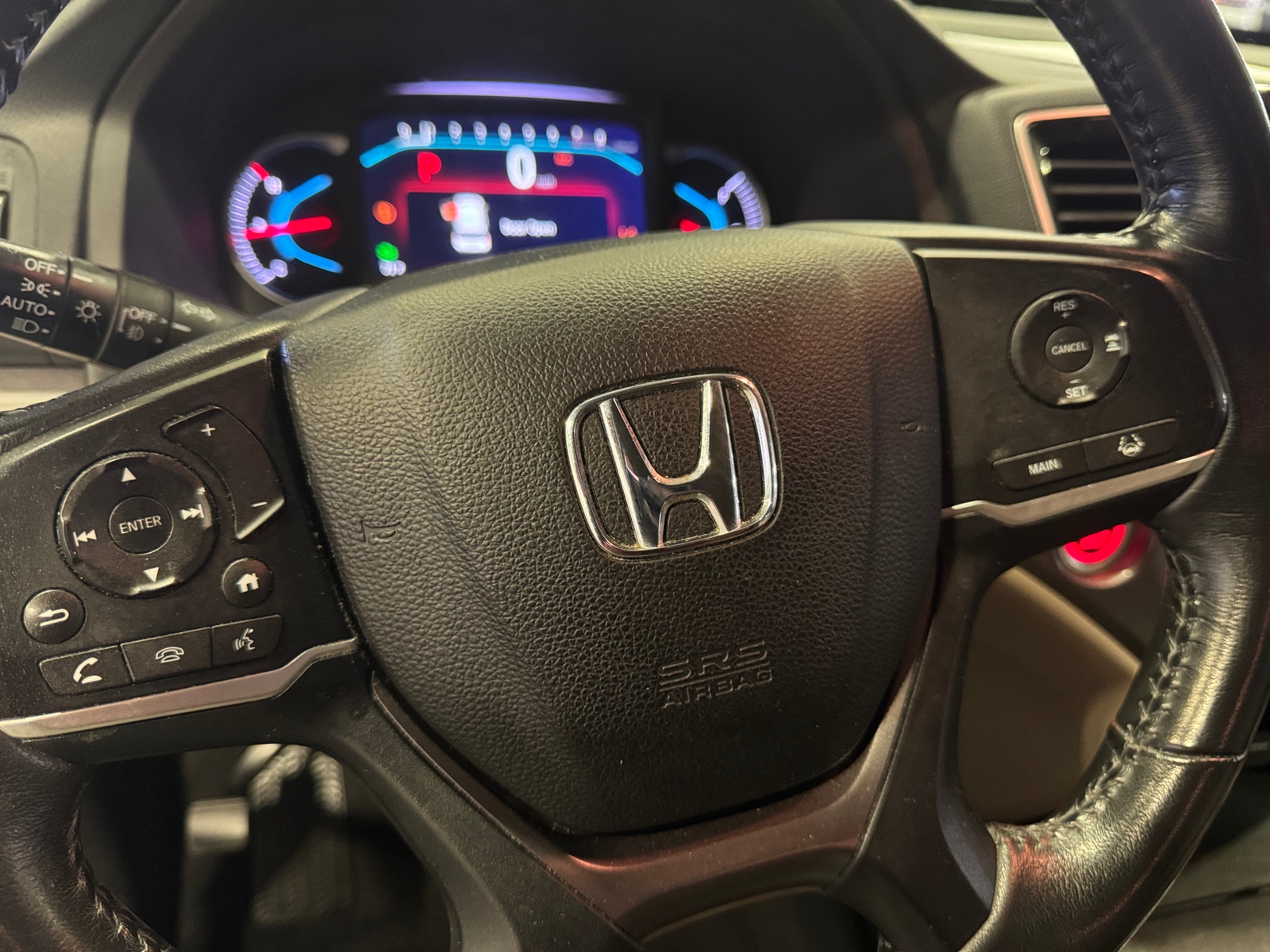 Thumbnail: 2019 Honda Pilot - 4
