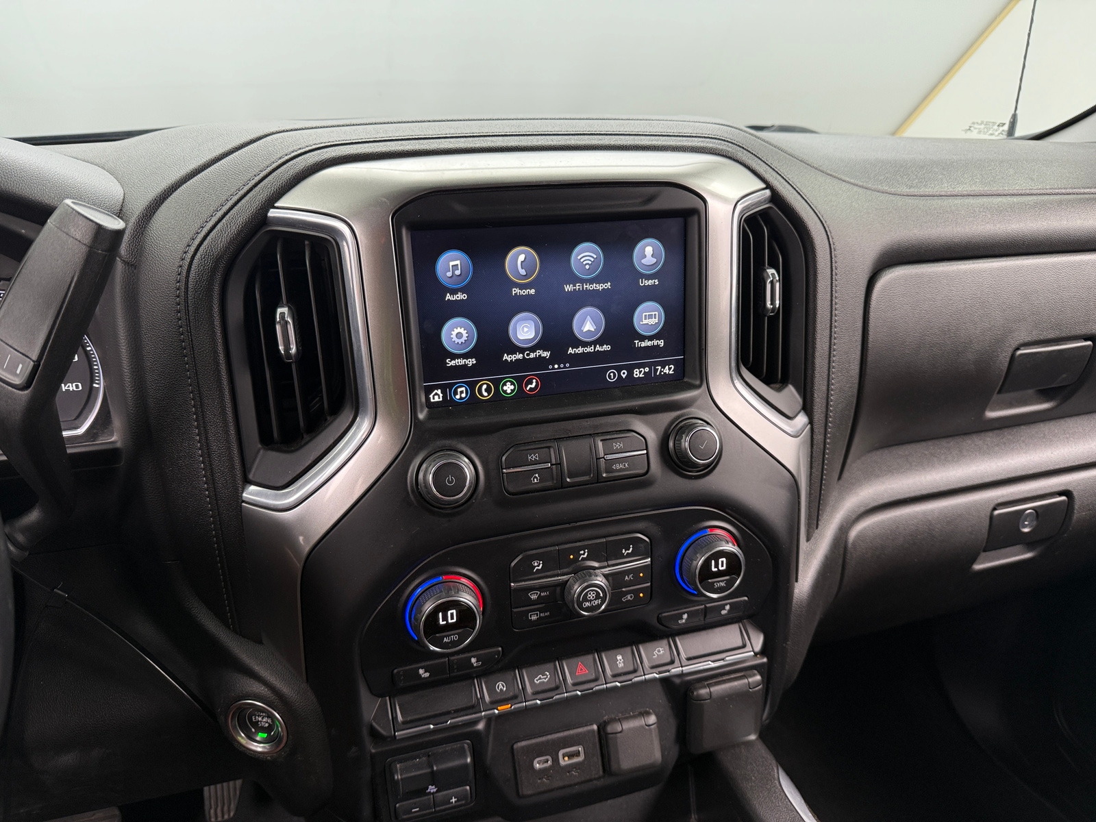 Thumbnail: 2021 Chevrolet Silverado 1500 - 3