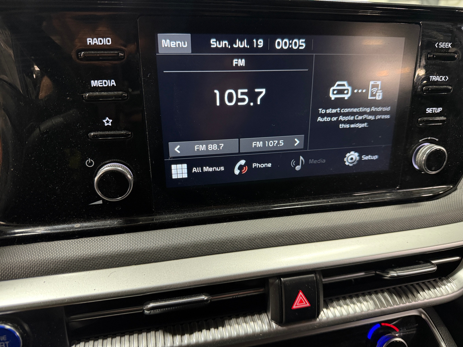 Thumbnail: 2021 Kia K5 - 4