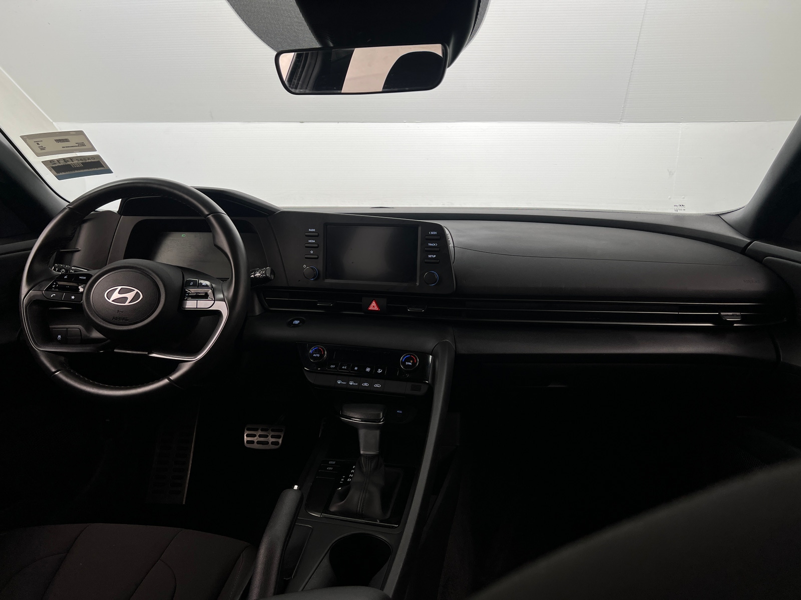 Thumbnail: 2025 Hyundai Elantra - 3