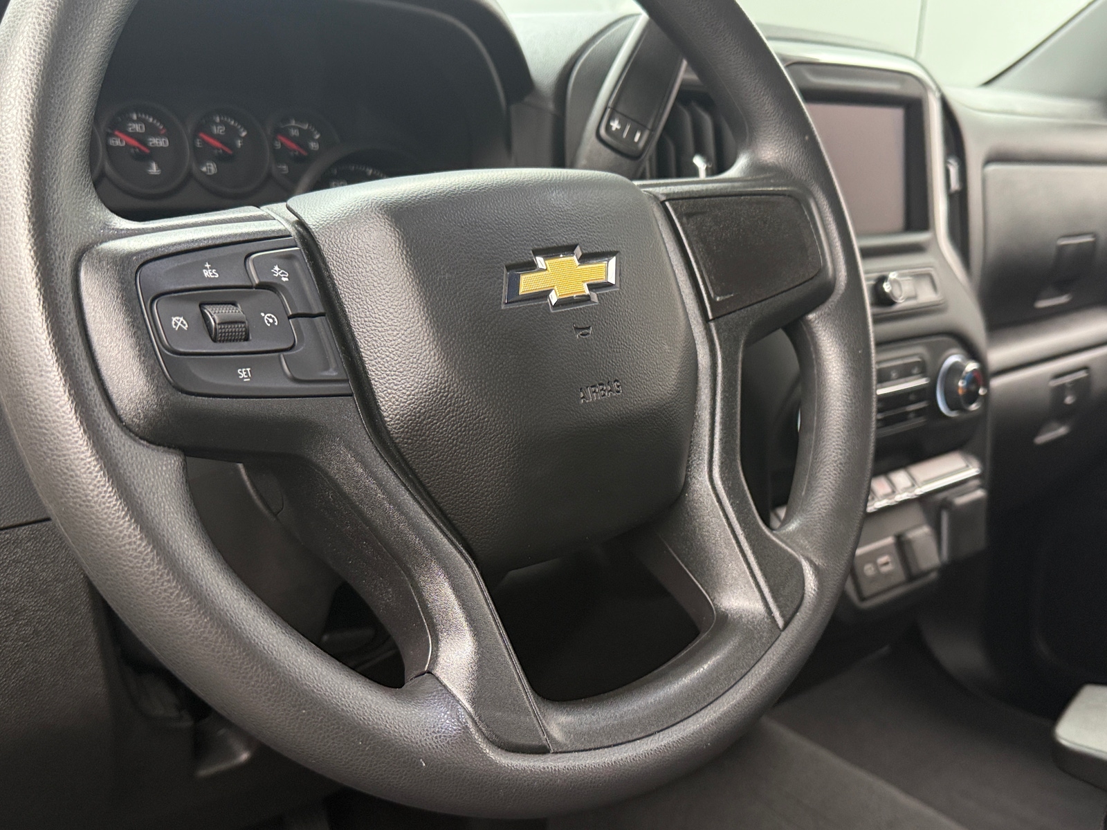 Thumbnail: 2024 Chevrolet Silverado 1500 - 5