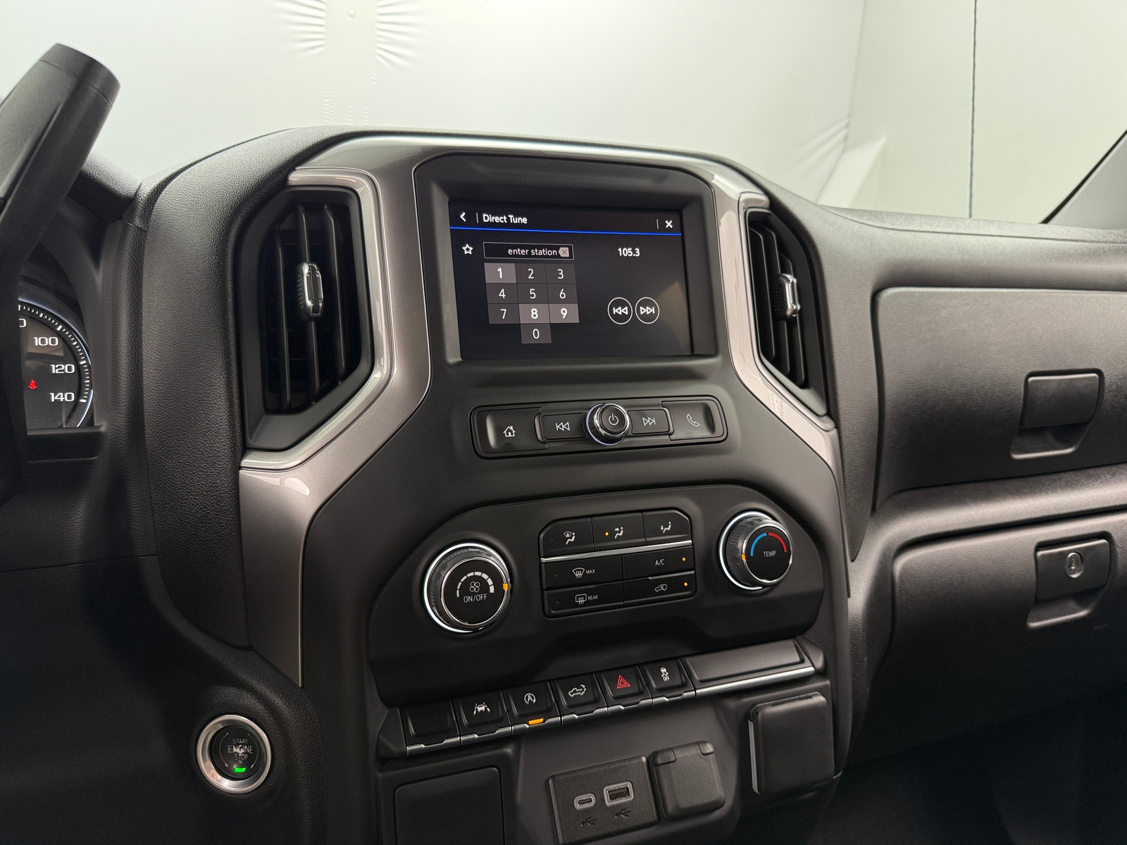Thumbnail: 2024 Chevrolet Silverado 1500 - 4
