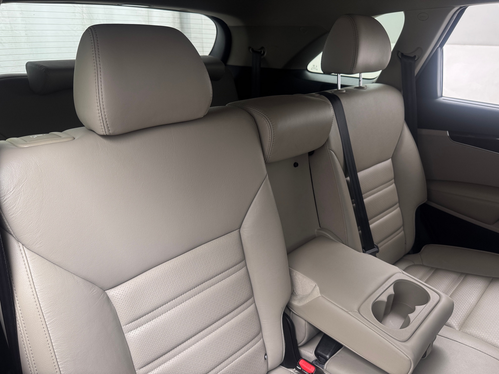 Thumbnail: 2017 Kia Sorento - 5