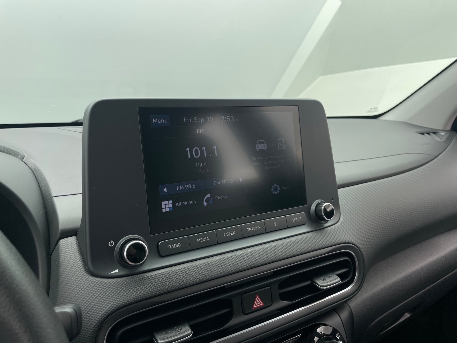 Thumbnail: 2022 Hyundai Kona - 4
