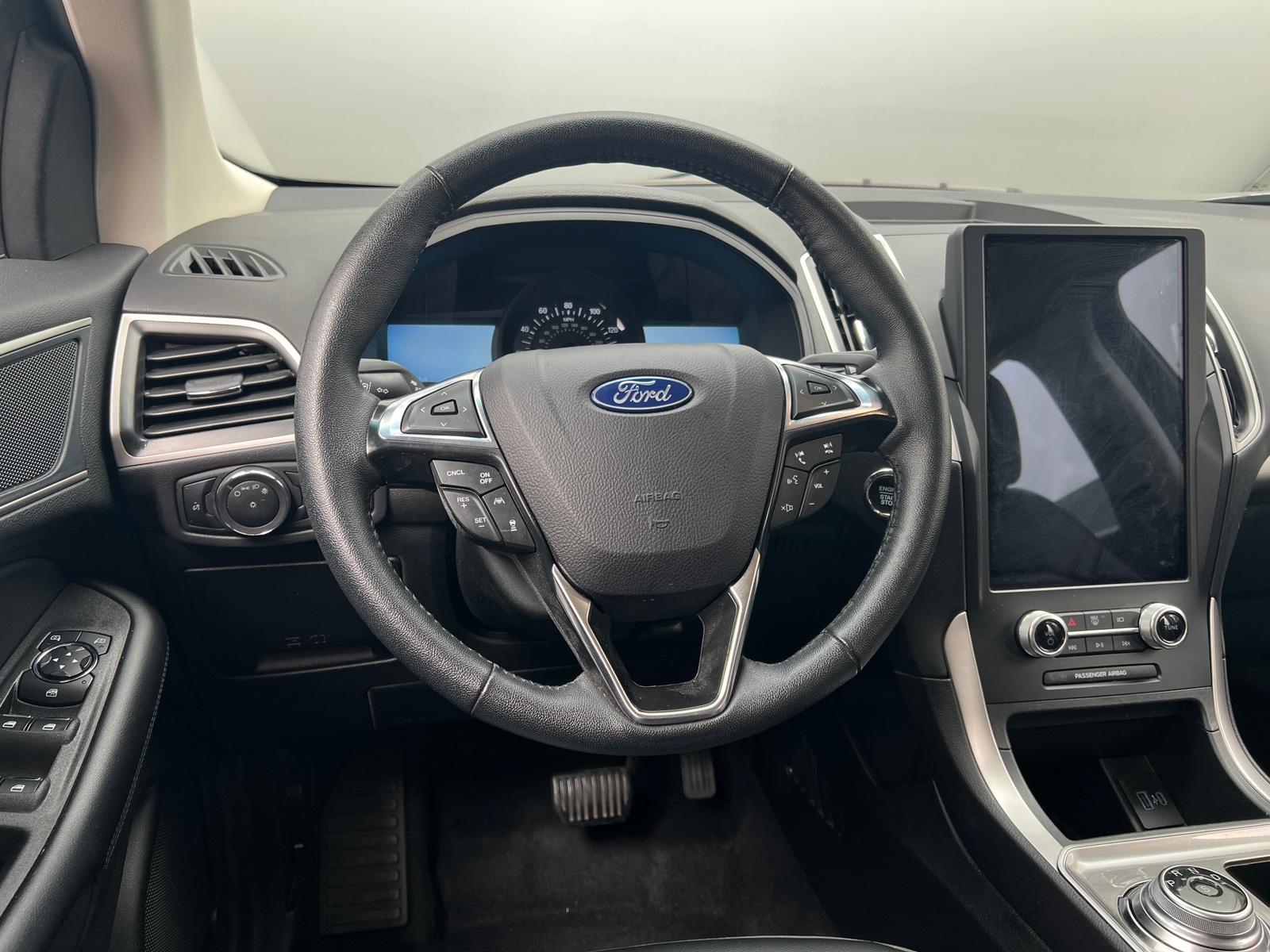 Thumbnail: 2024 Ford Edge - 4