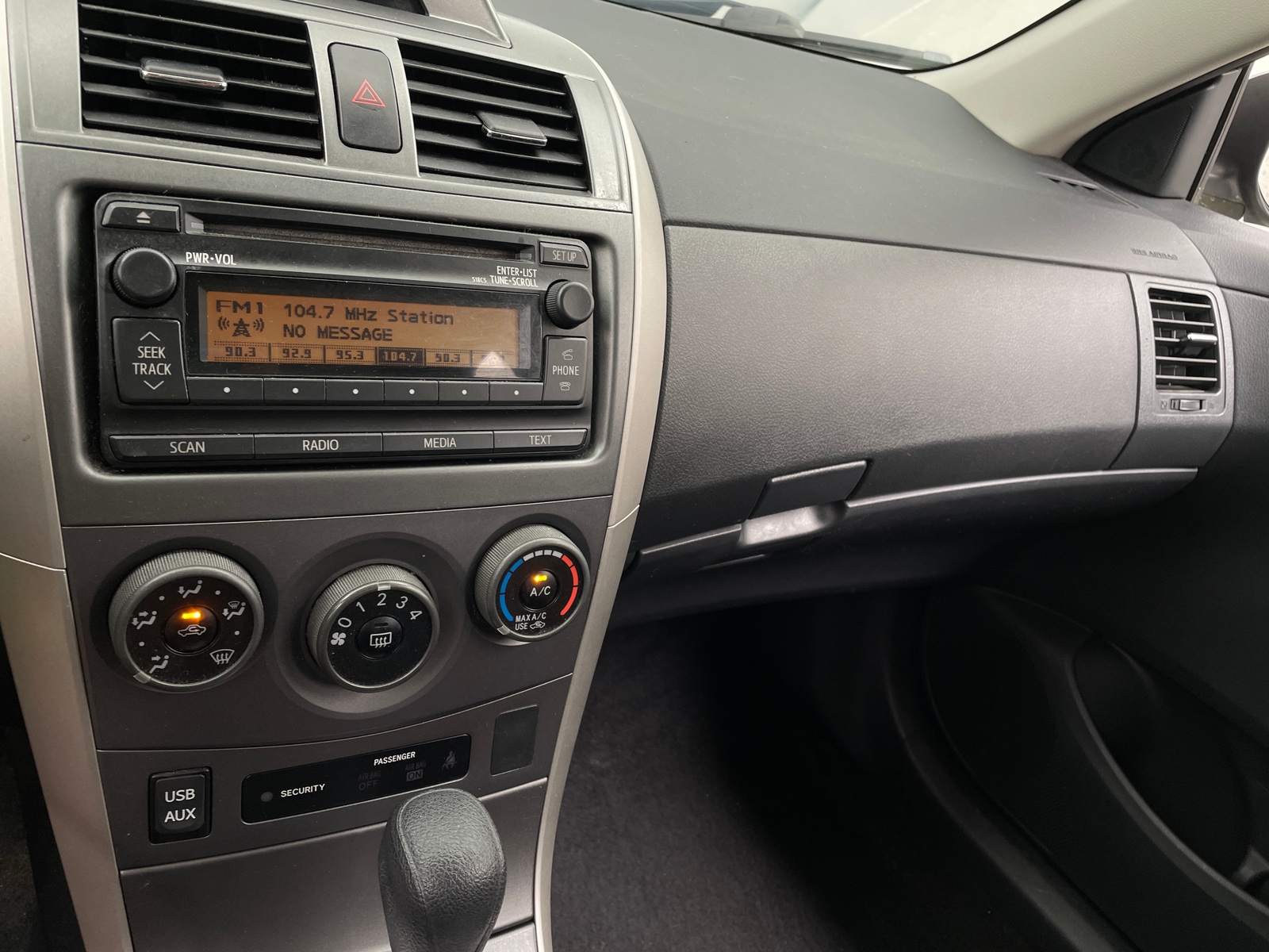 Thumbnail: 2012 Toyota Corolla - 4