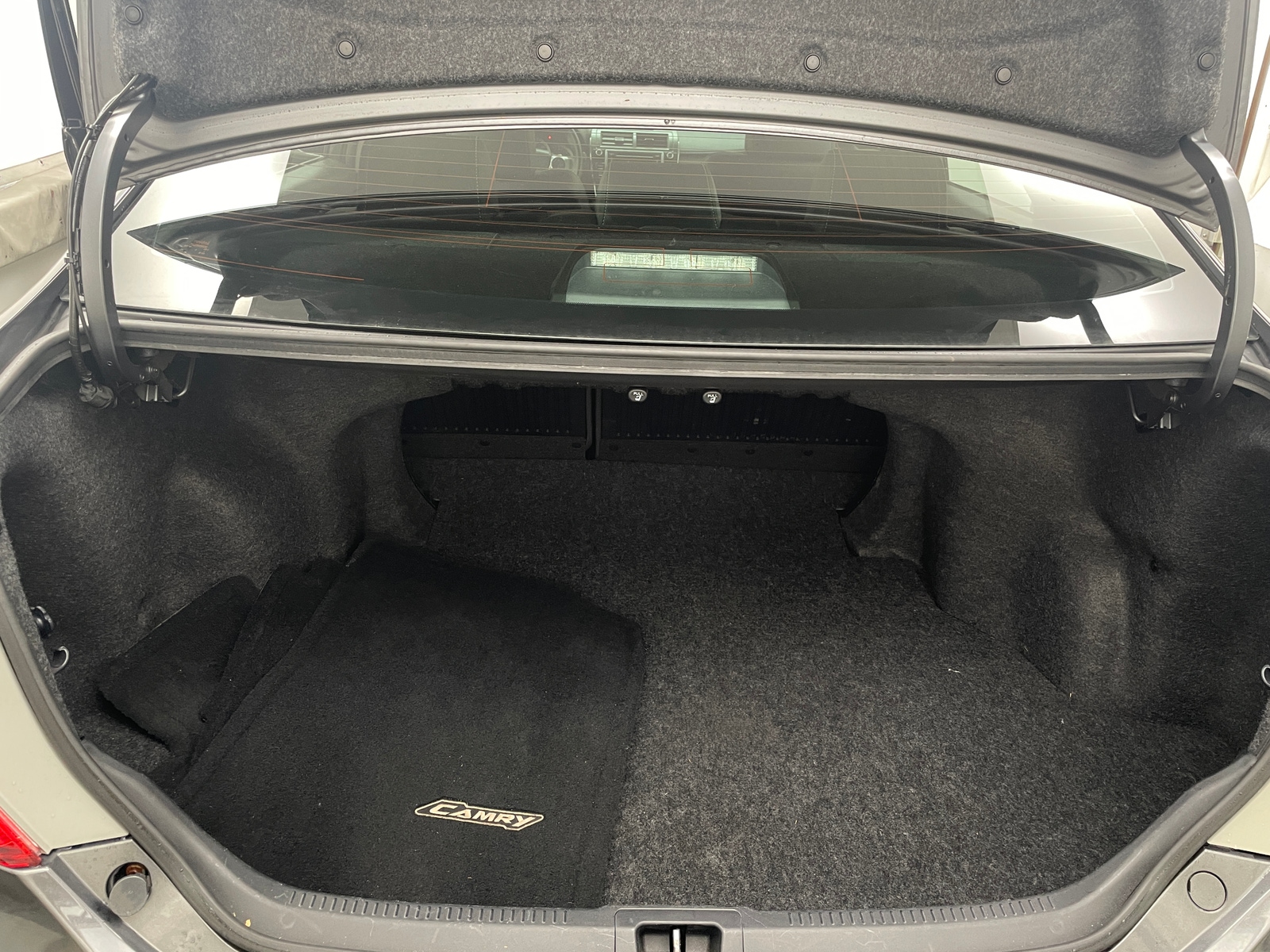 Thumbnail: 2012 Toyota Camry - 7