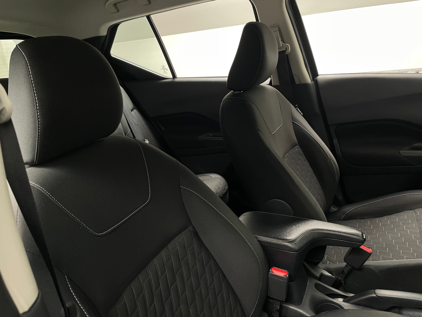 Thumbnail: 2021 Nissan Kicks - 2