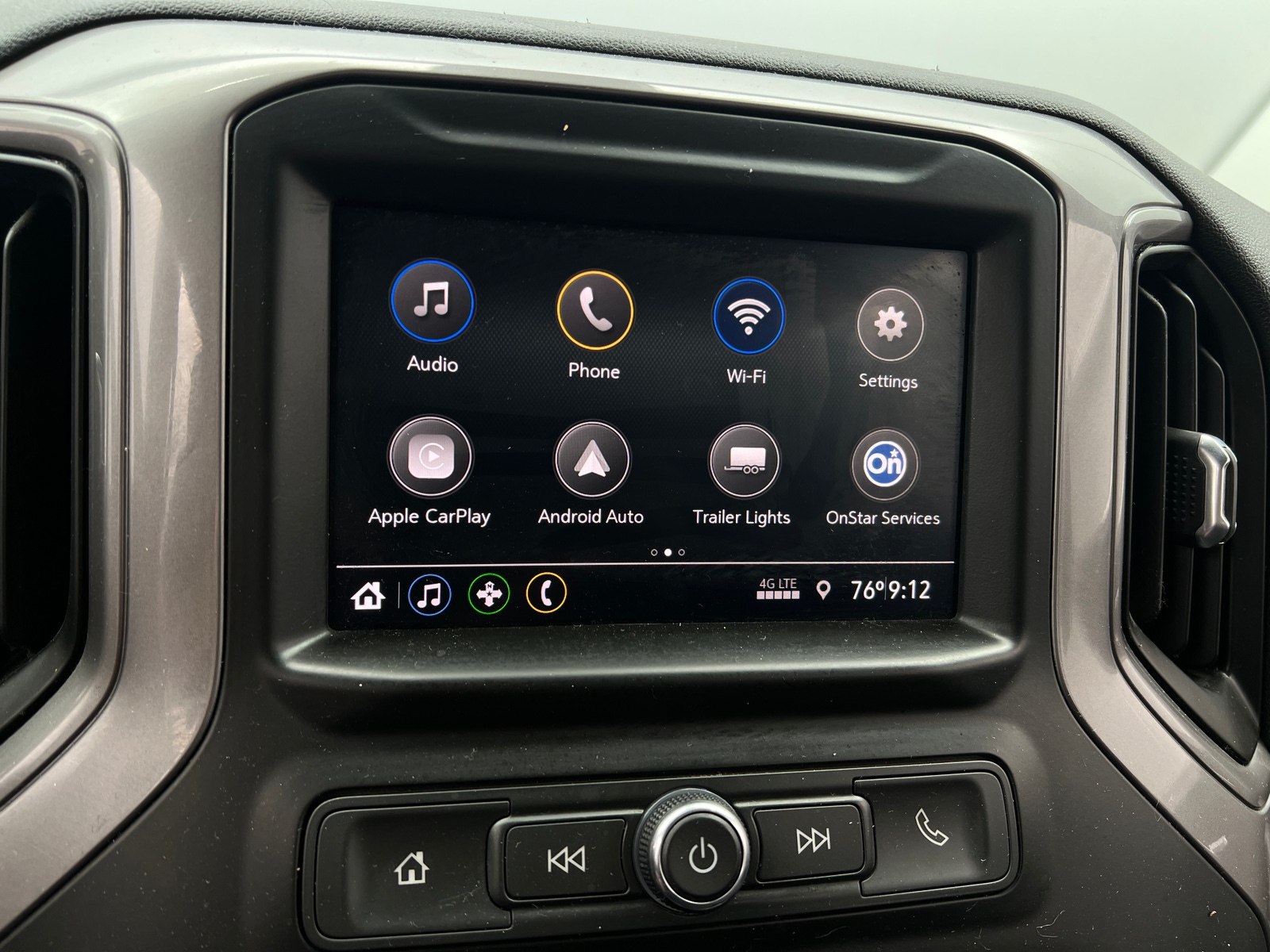 Thumbnail: 2022 Chevrolet Silverado 1500 - 4