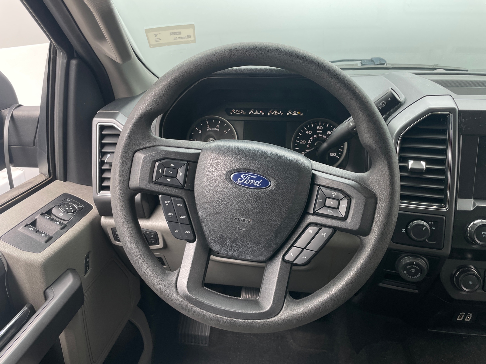 Thumbnail: 2020 Ford Econoline - 5