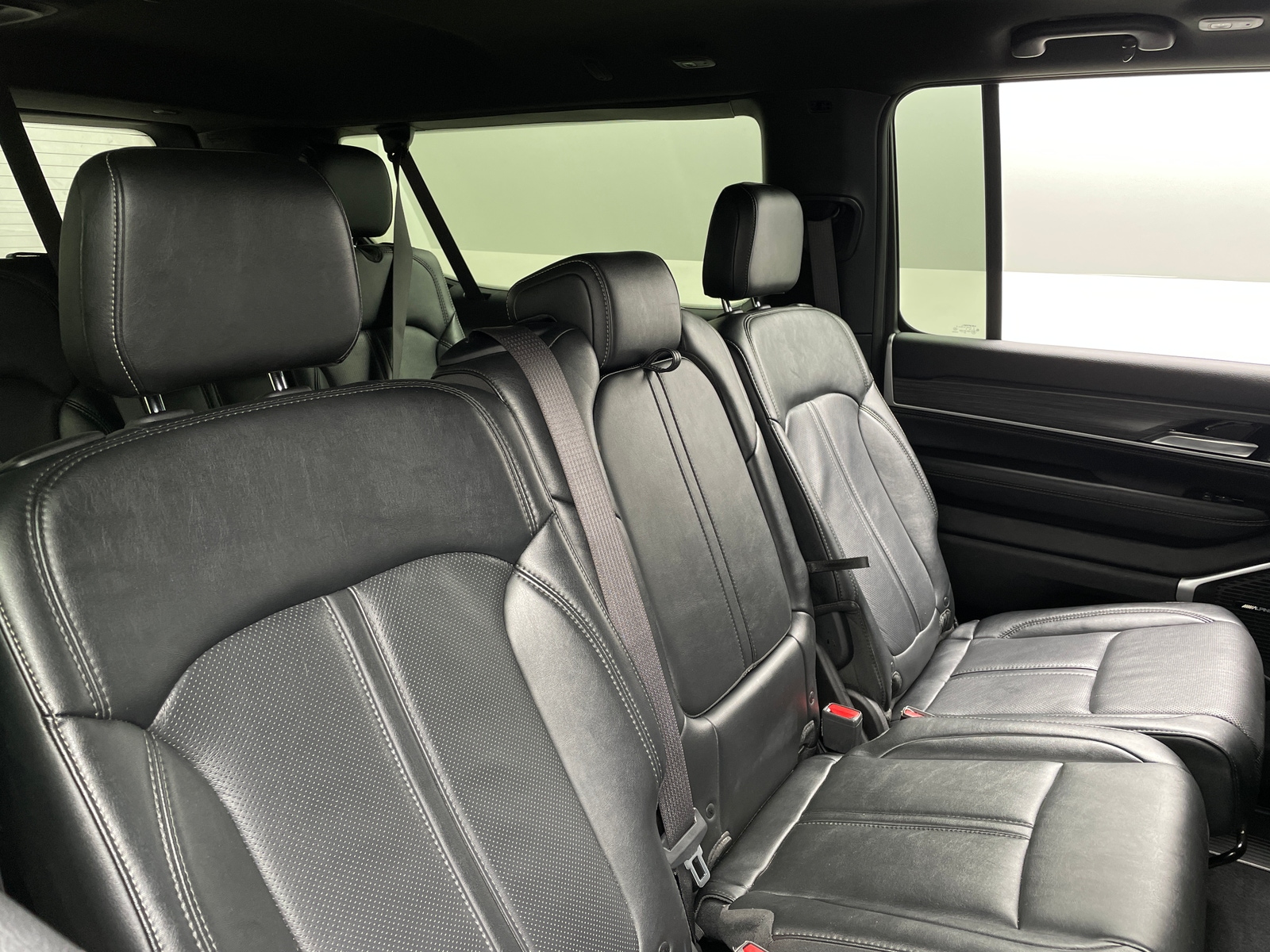 Thumbnail: 2024 Jeep Wagoneer - 5