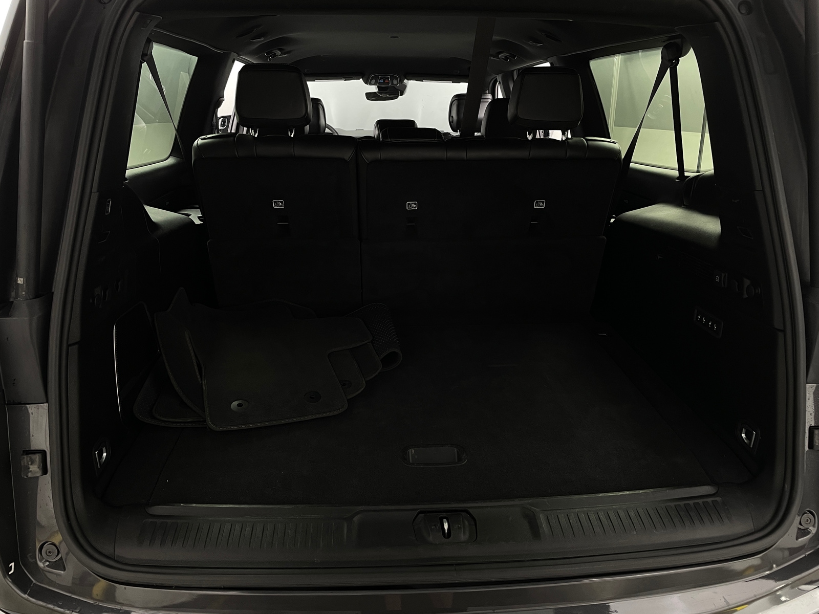 Thumbnail: 2024 Jeep Wagoneer - 6