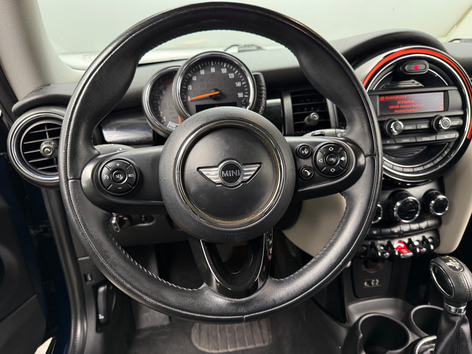 Thumbnail: 2014 MINI Cooper Hardtop - 4