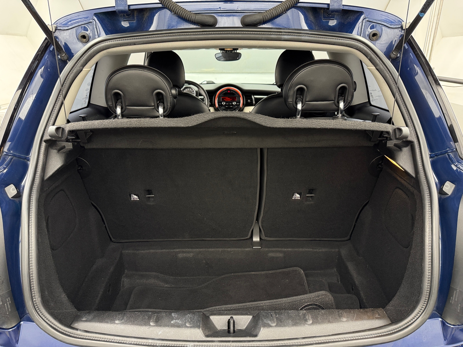 Thumbnail: 2014 MINI Cooper Hardtop - 6
