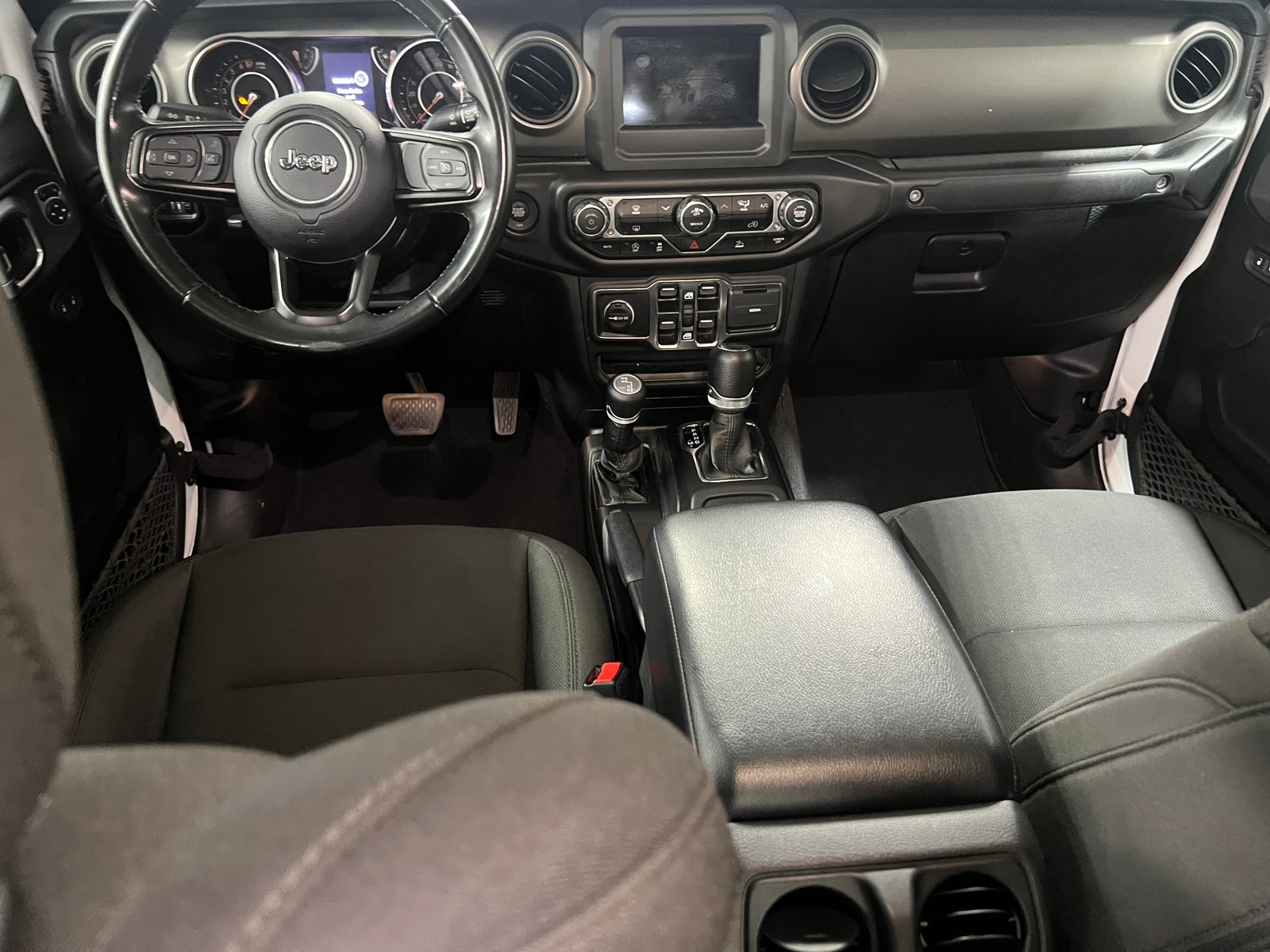 Thumbnail: 2022 Jeep Gladiator - 3