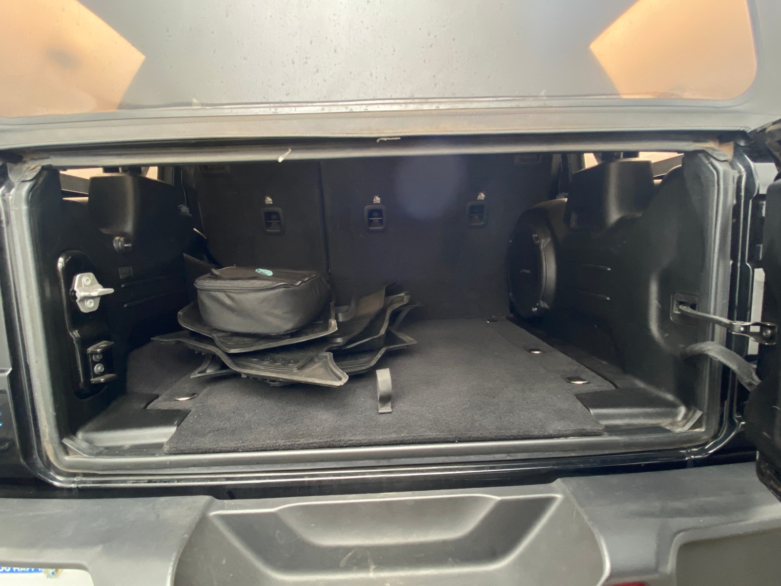 Thumbnail: 2021 Jeep Wrangler - 6
