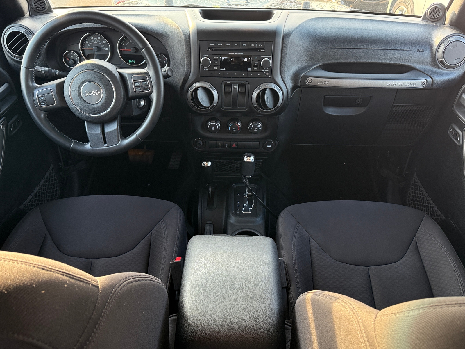 Thumbnail: 2014 Jeep Wrangler - 3