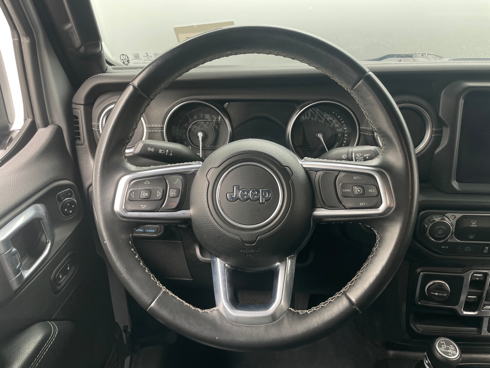 Thumbnail: 2022 Jeep Wrangler - 5