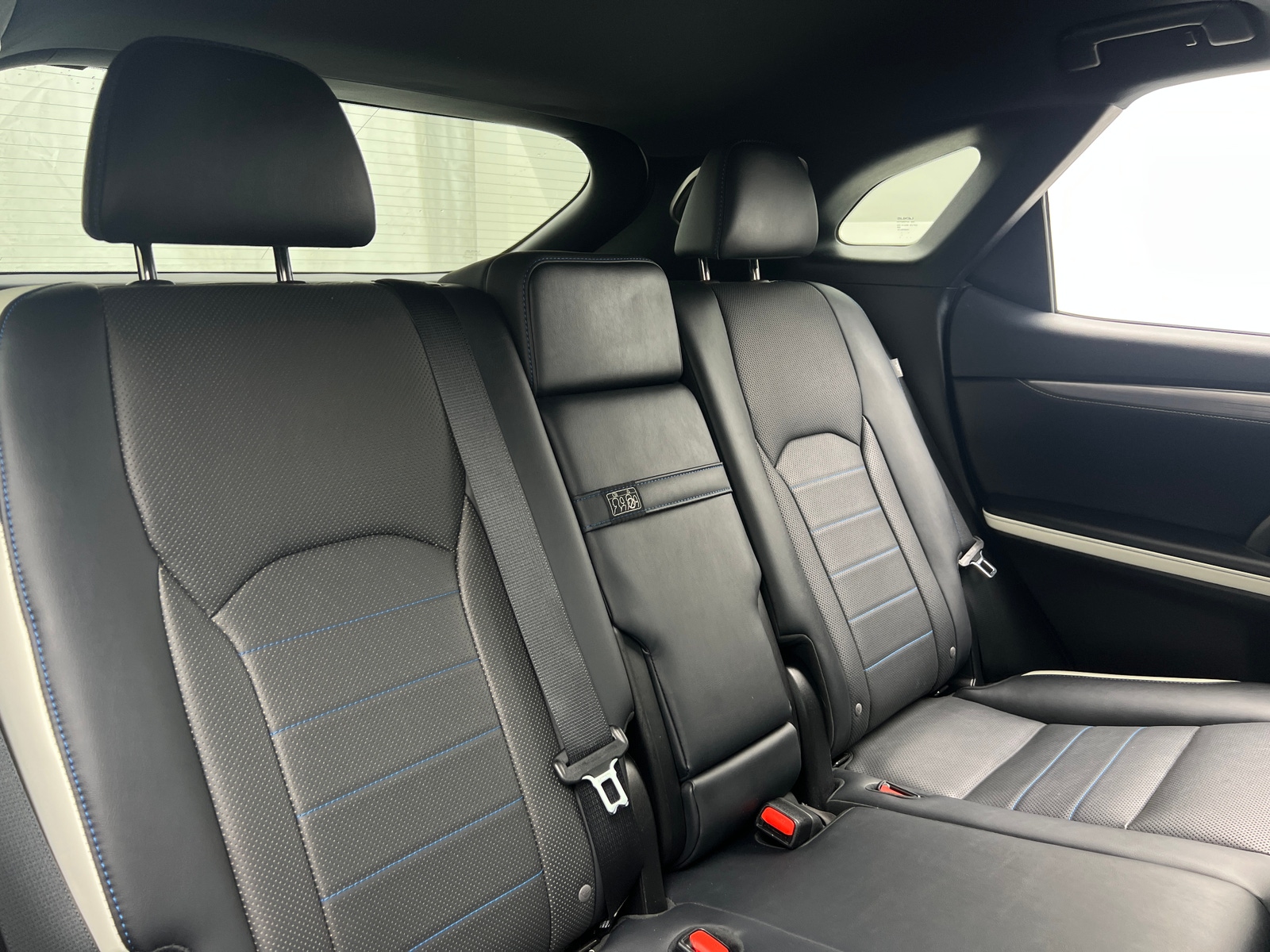 Thumbnail: 2021 Lexus RX - 5