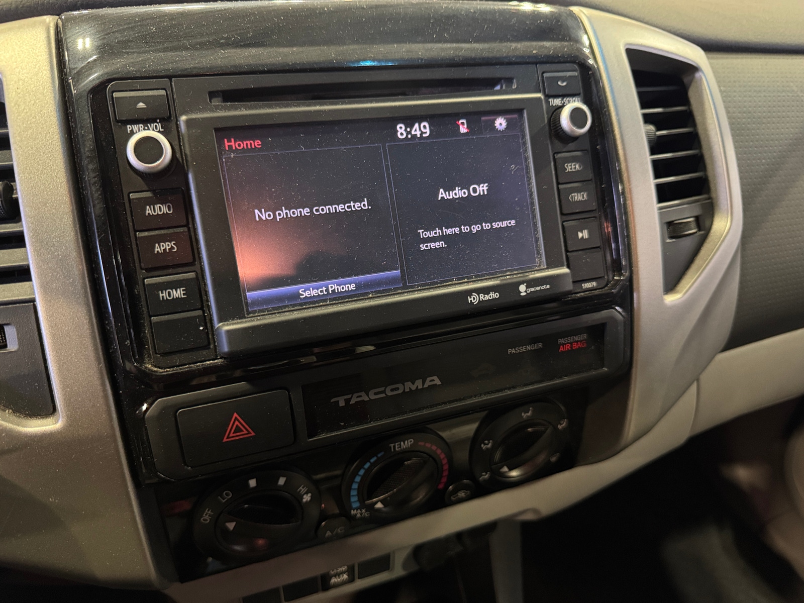 Thumbnail: 2015 Toyota Tacoma - 4