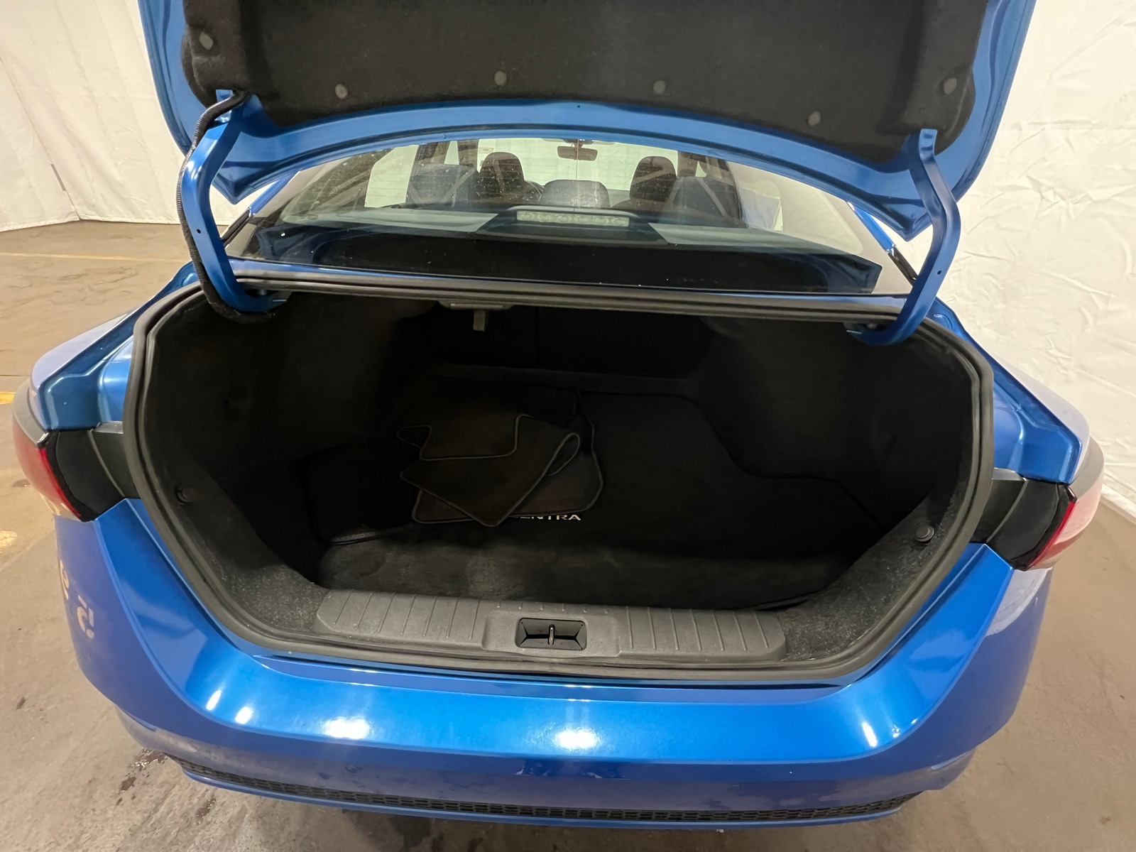 Thumbnail: 2020 Nissan Sentra - 7